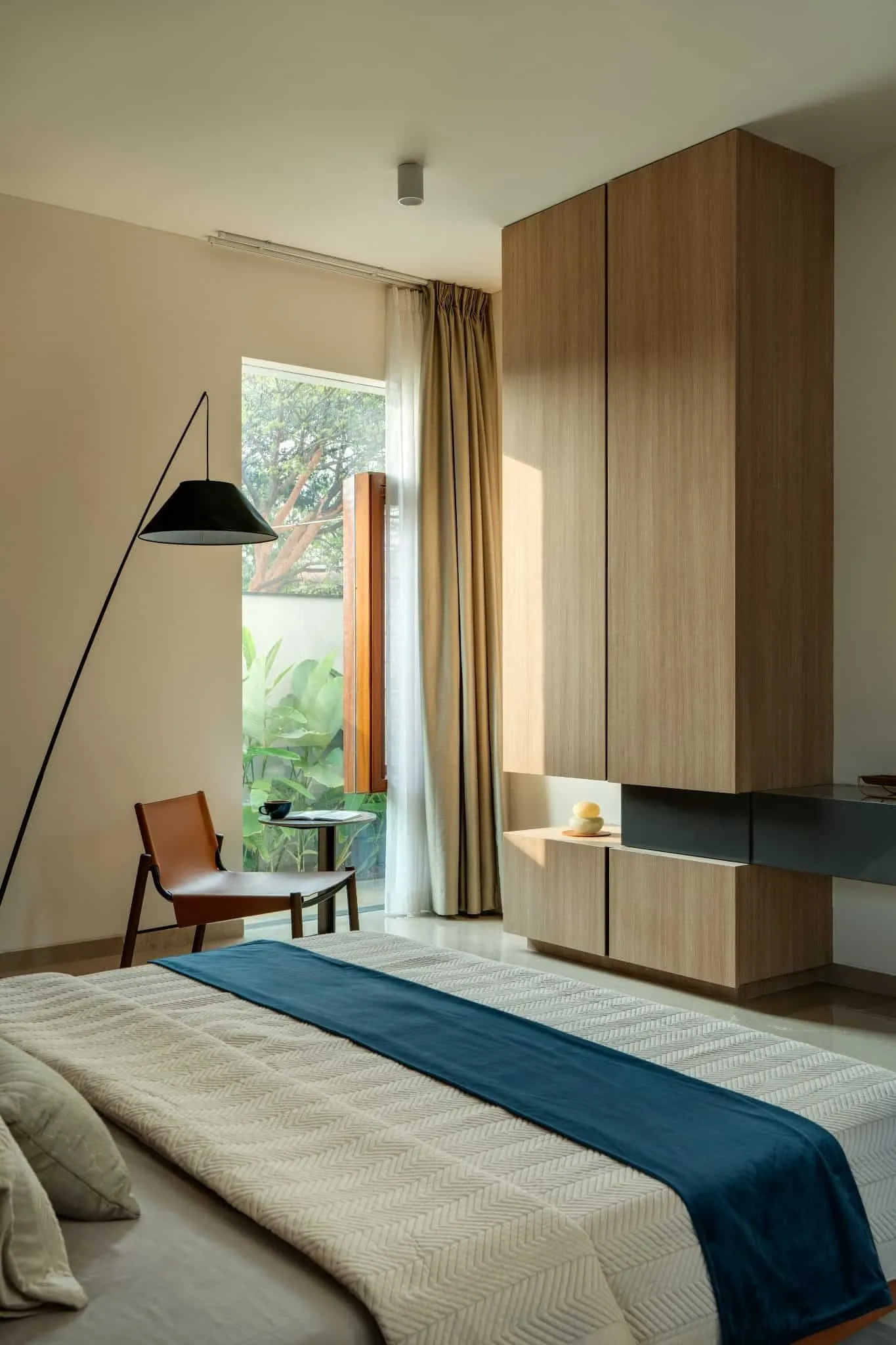 Minimalist House by Crest Architects — guest bedroom with modern minimalist design, Bangalore, India