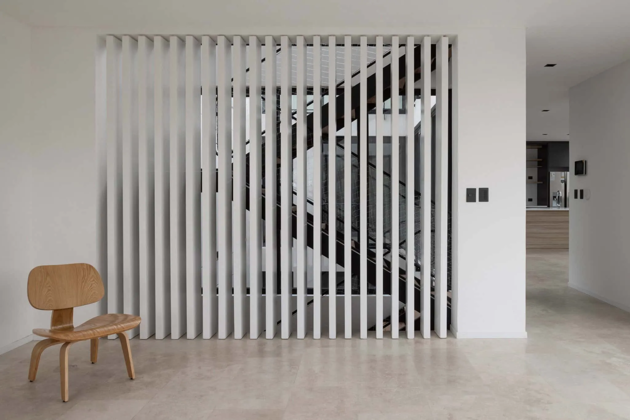 OADD Arquitectos设计的曼努э拉·佩德拉斯住宅——内部穿孔格栅细节，乌尔基萨区，布宜诺斯艾利斯