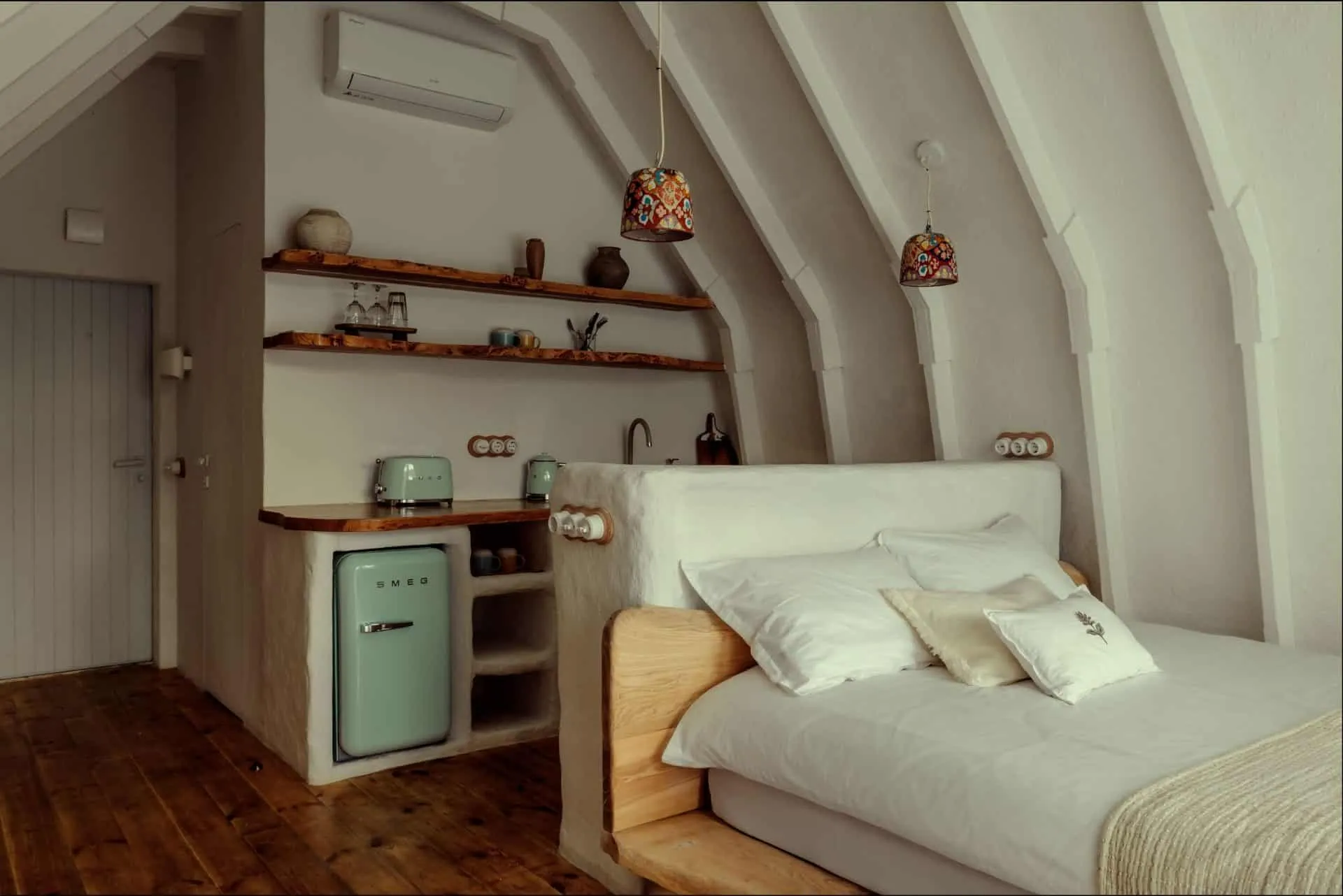 LH47 ARCH 摩尔多瓦帕纳谢蒂薄荷绿厨房角落