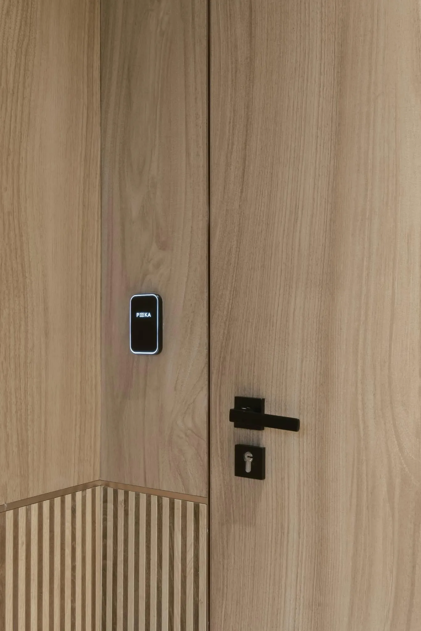 RIVER by VSA.studio, access to wooden door detail, Moscow, Russia