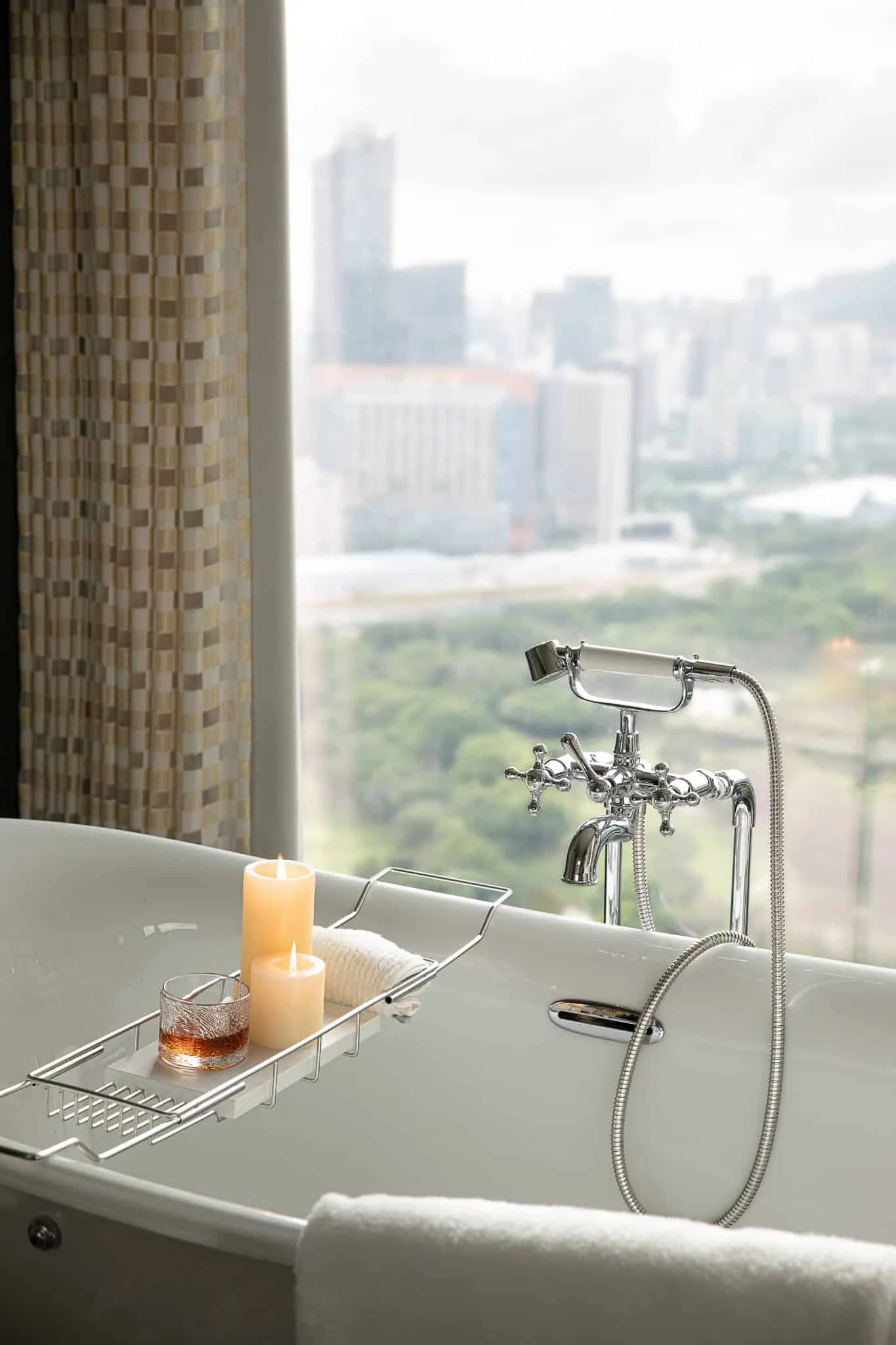 Azure Heights bathtub faucet candles closeup by BDSD Boundless Design, Shenzhen, China