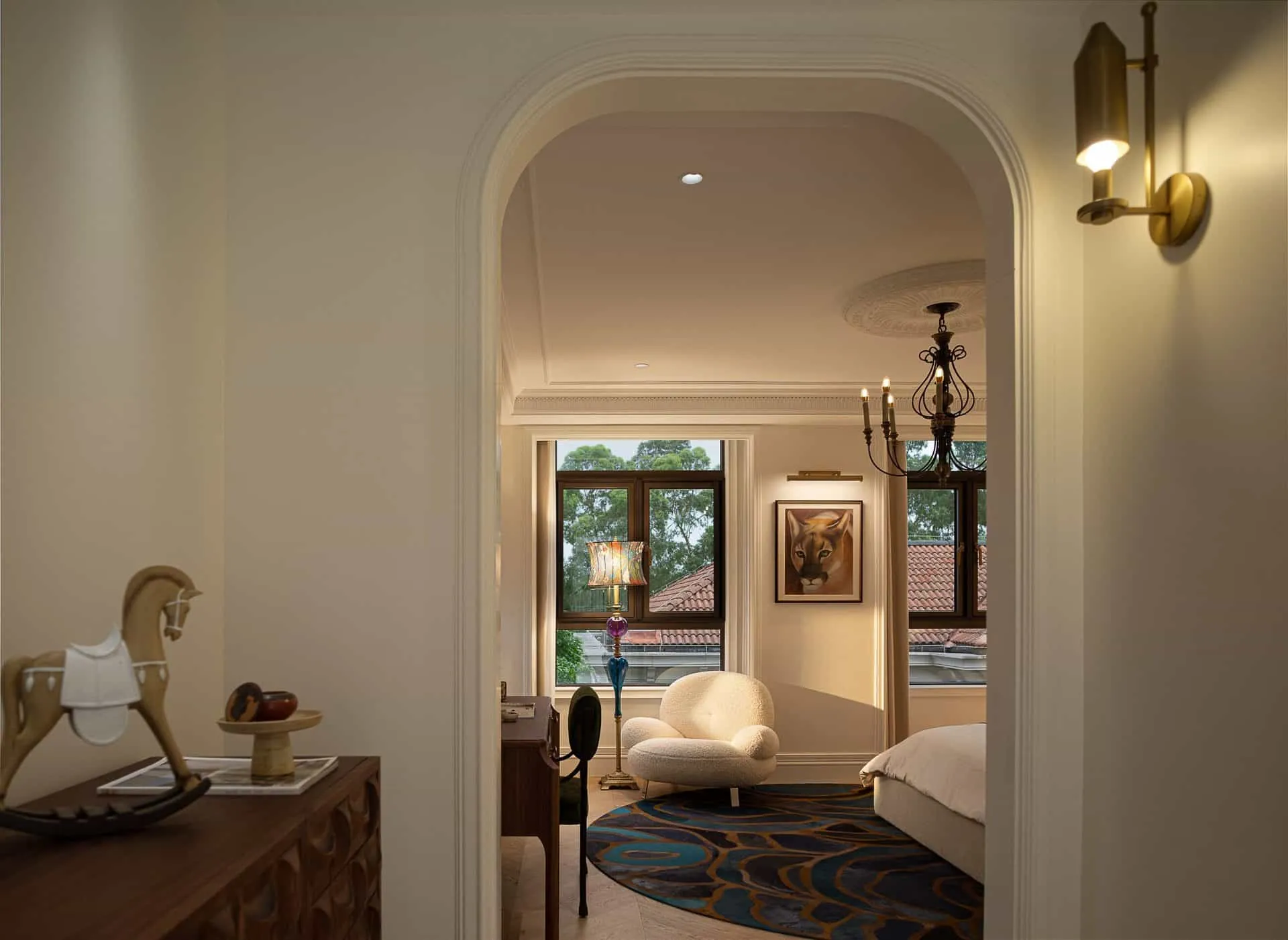 Crepuscule Manor 由 BDSD Boundless Design 设计 —— 东莞卧室拱形入口视角