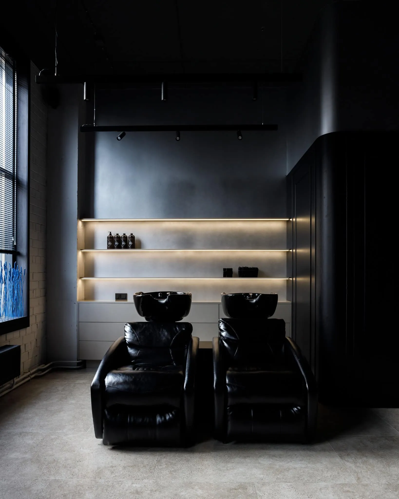 Modern minimalist interior by Julia Starikova – shower stalls in Chelyabinsk, Russia