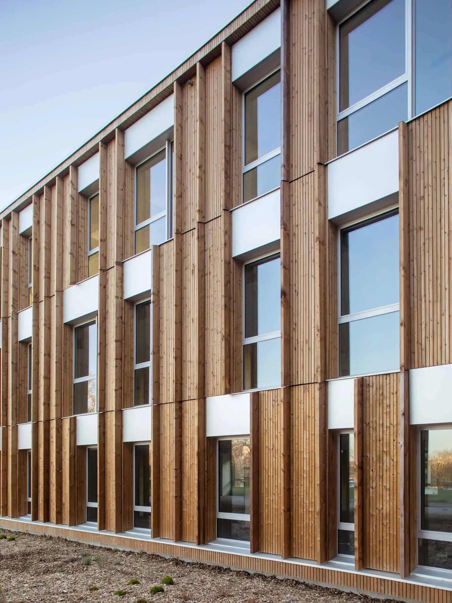 Le Chemin du Bois Harel от ALTA Architectes — Детали модулей фасада, Ренн / Сен-Жак де ла-Ланд, Франция