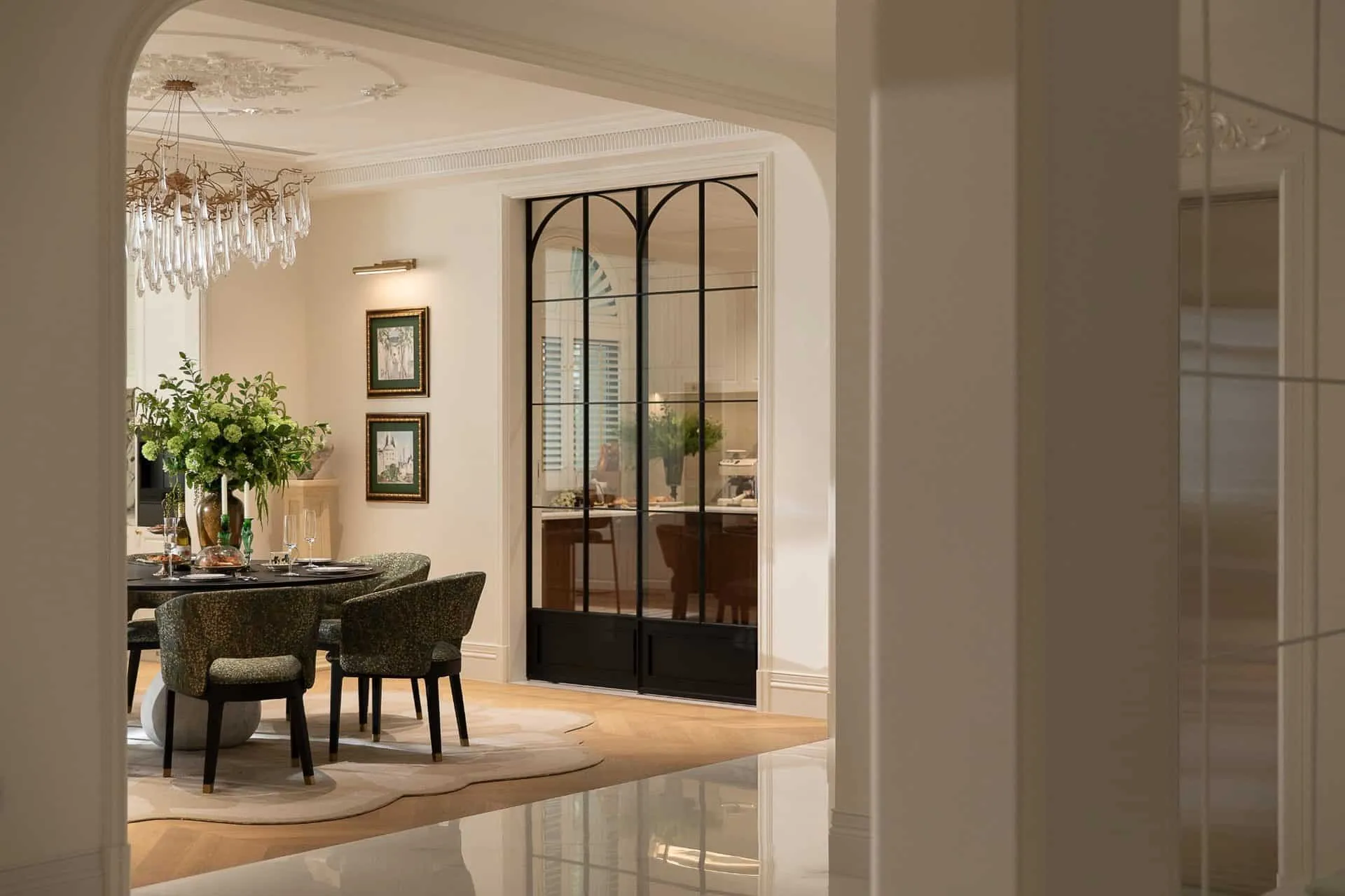 Crepuscule Manor 由 BDSD Boundless Design 设计 —— 东莞餐厅的拱形入口