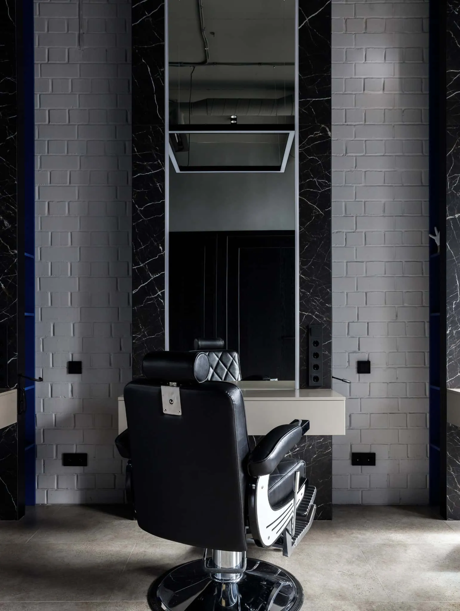 Modern minimalist interior by Julia Starikova – individual hair styling station in Chelyabinsk, Russia