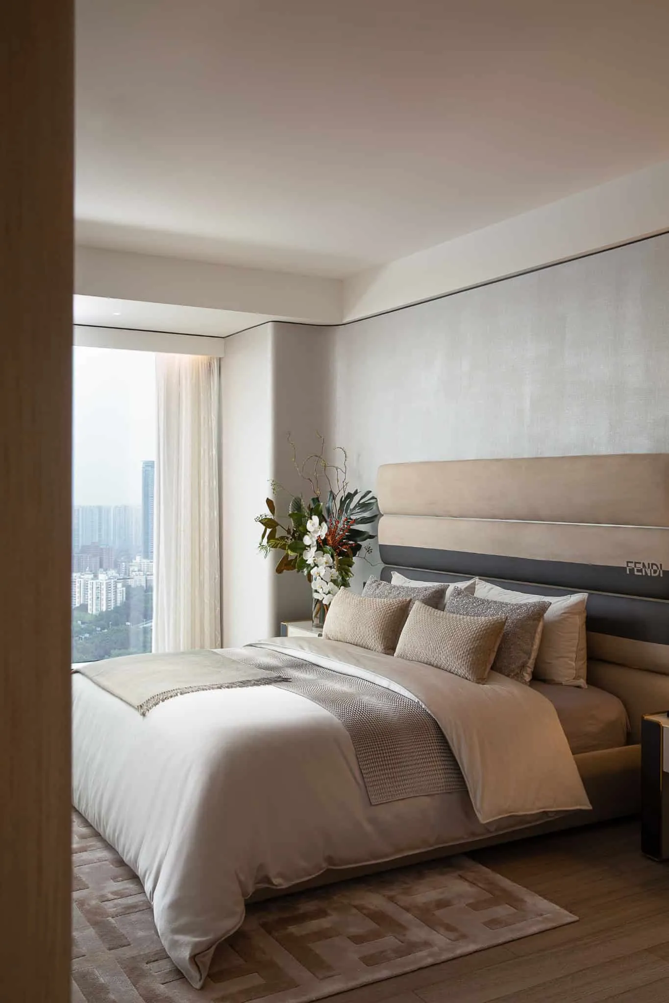 Azure Heights by BDSD Boundless Design – master closet view, Shenzhen, China