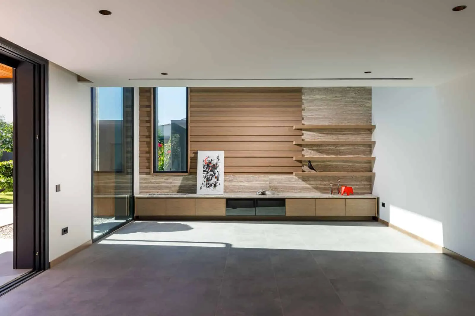 Casa Pendenza media wall detail by BAD – Başak Akkoyunlu Design, Mamurbaba, Çeşme, İzmir