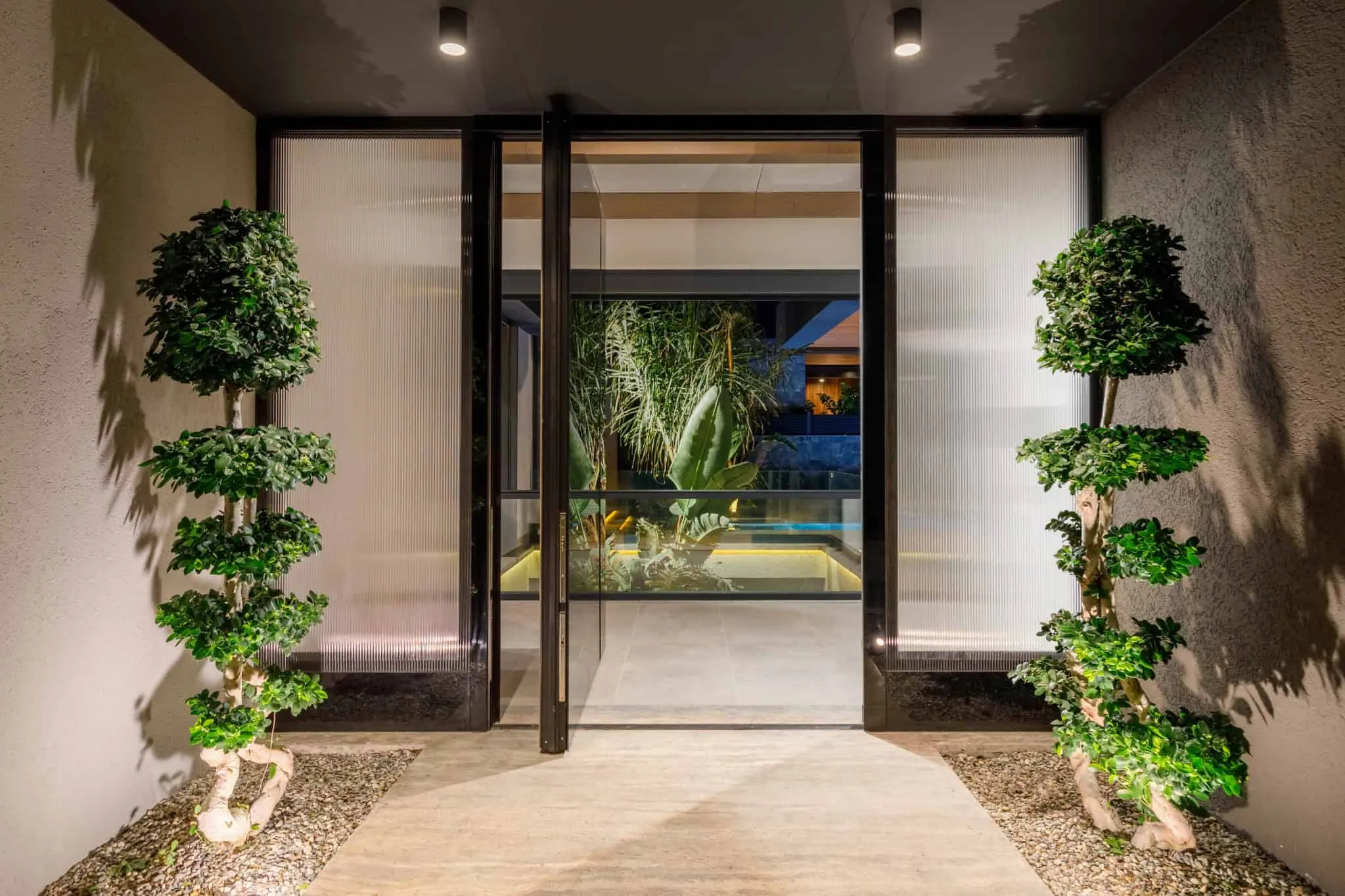 Casa Pendenza entry portal at night by BAD – Başak Akkoyunlu Design, Mamurbaba, Çeşme, İzmir