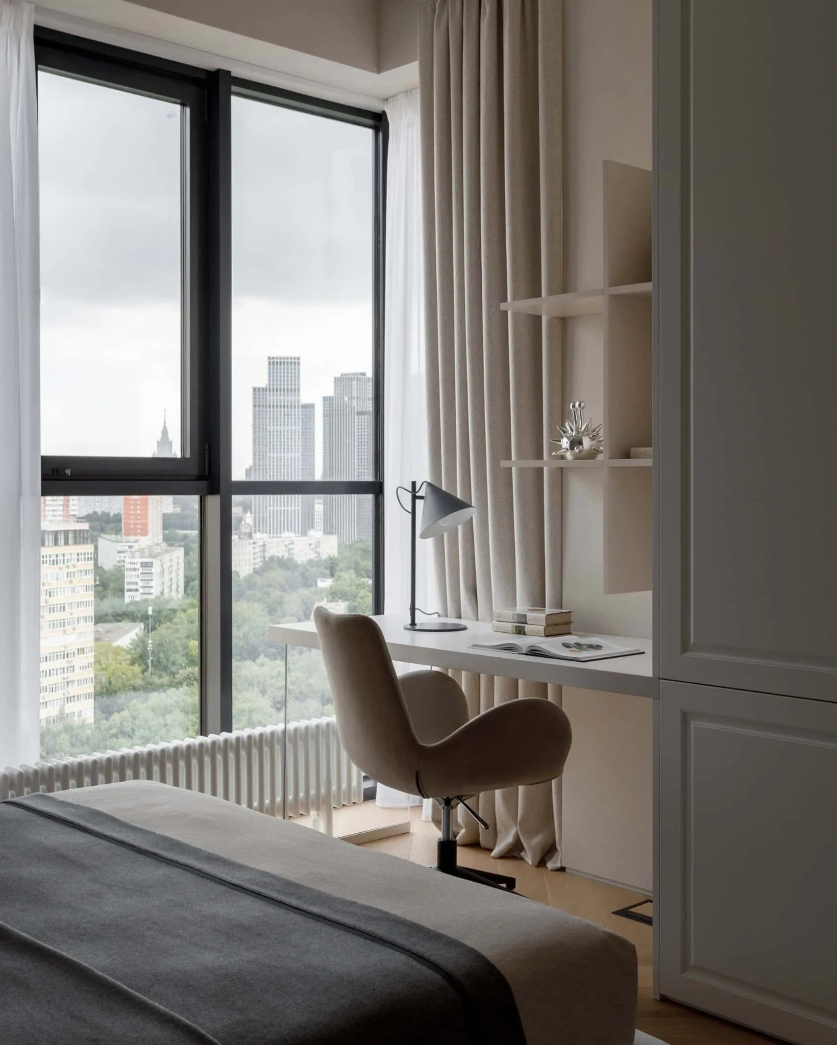 尤莉亚·斯塔里科娃私人浴室带石制洗手台，莫斯科