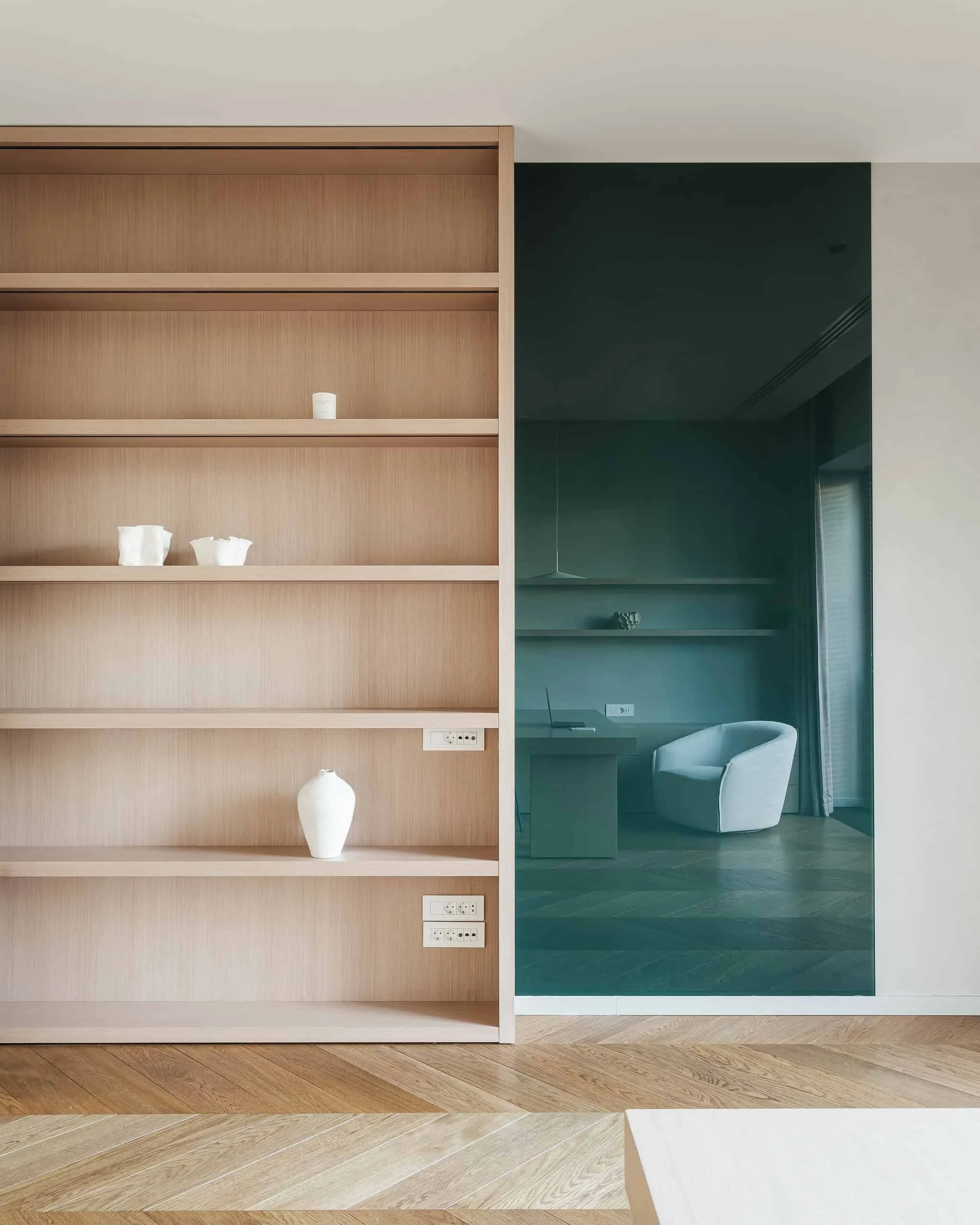 Penthouse in the Clouds Nain Residence by KNKO Architecture Studio — 240 m² Apartment in Moscow