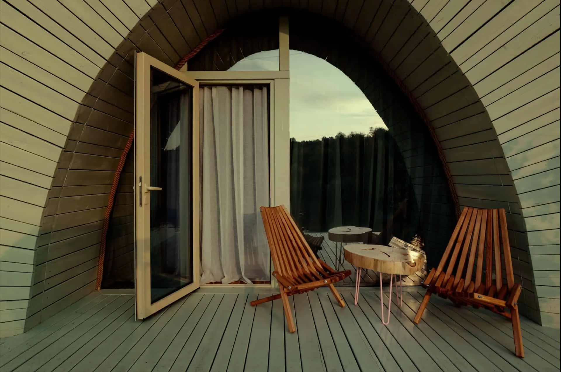 LH47 ARCH 摩尔多瓦木质座椅露台