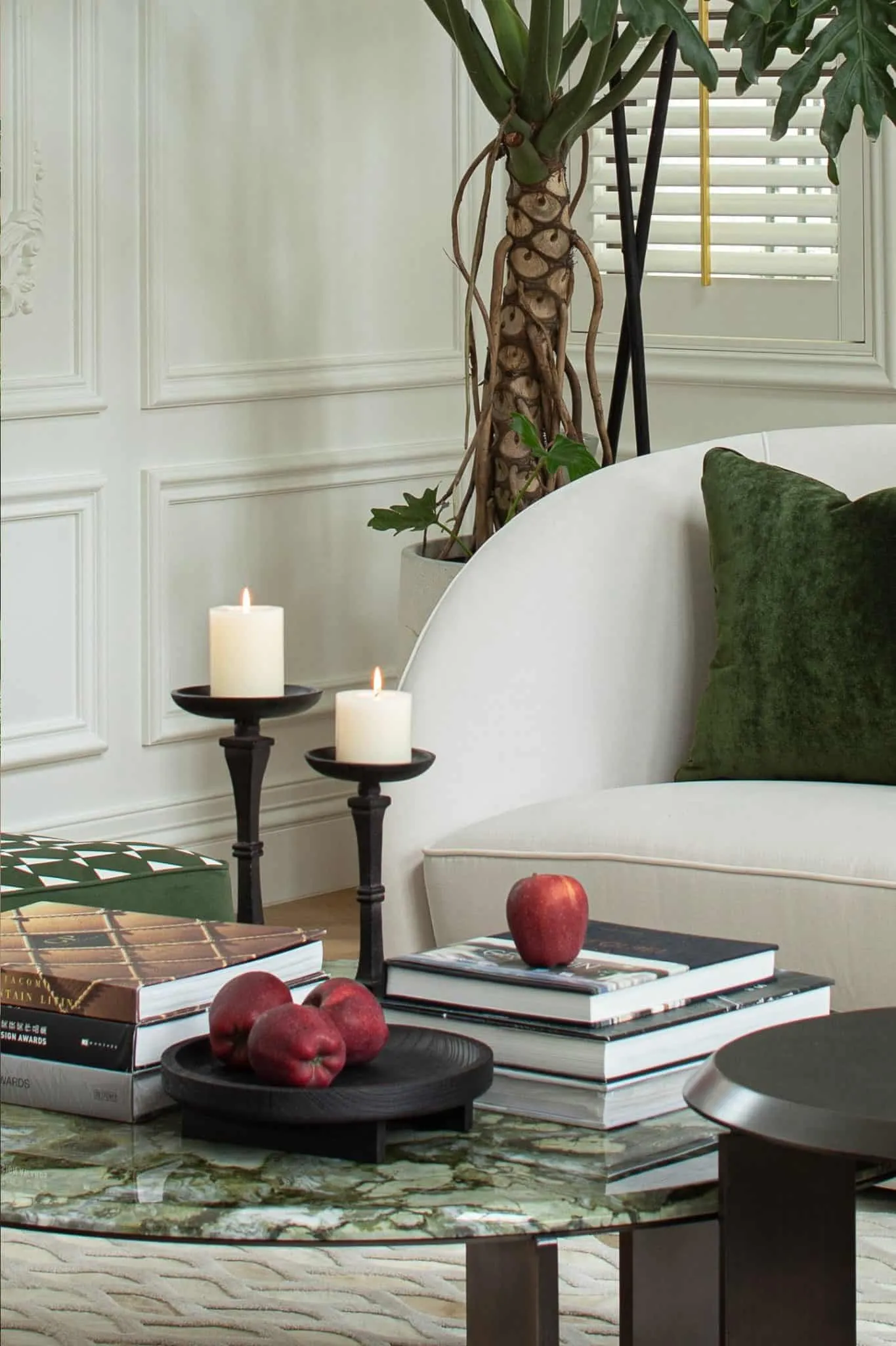 Crepuscule Manor 由 BDSD Boundless Design 设计 —— 东莞咖啡桌装饰细节