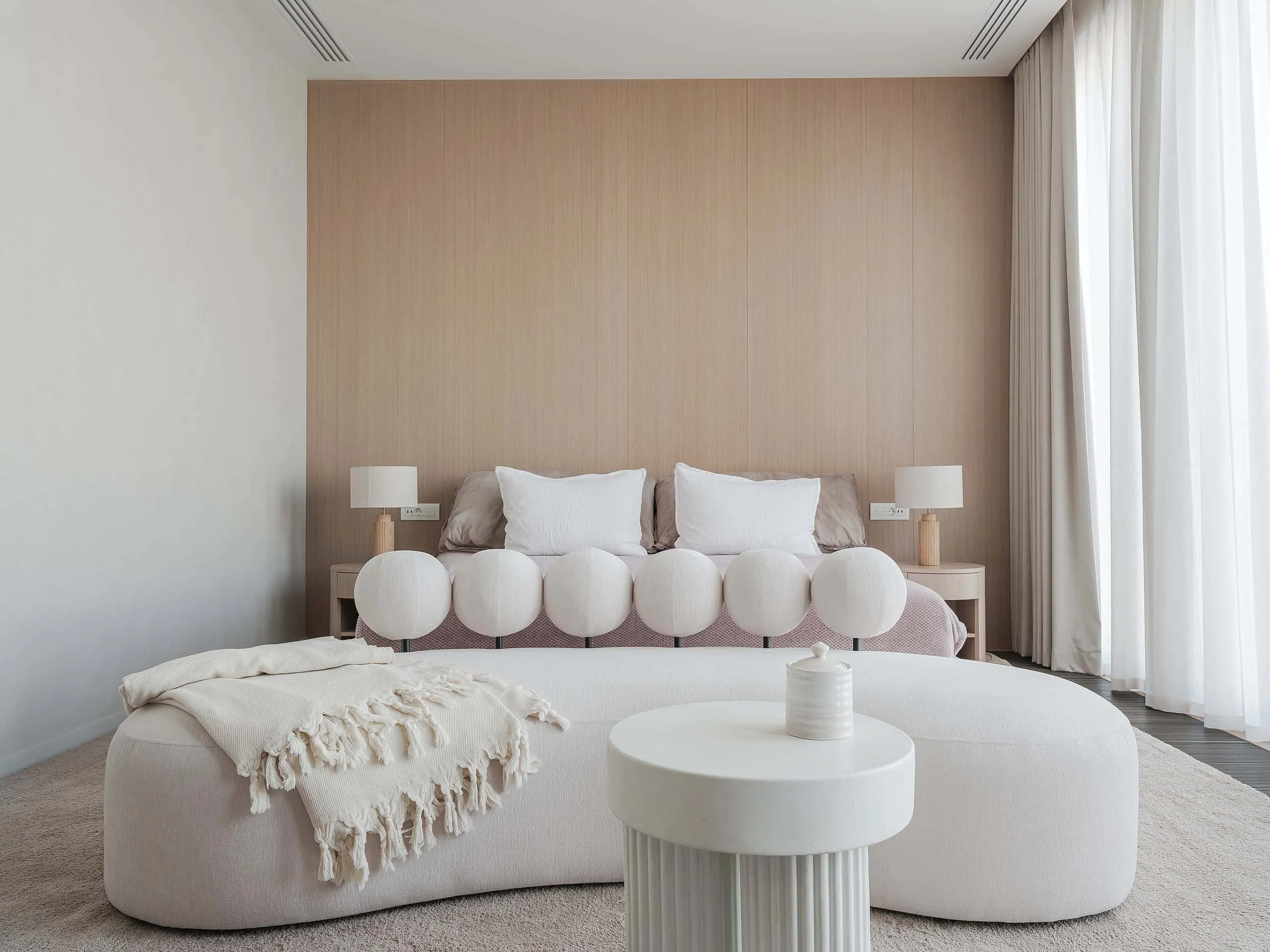 Penthouse in the Clouds Nain Residence by KNKO Architecture Studio — 240 m² Apartment in Moscow