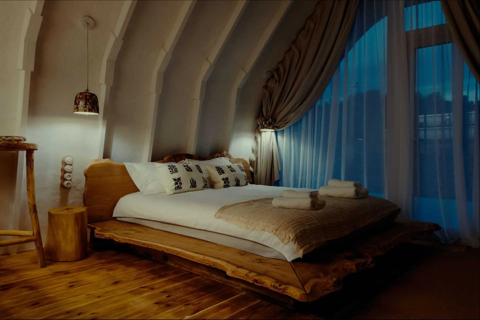 LH47 ARCH 摩尔多瓦晚间卧室温馨氛围