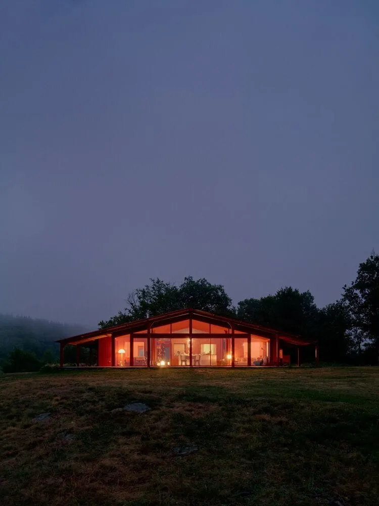 拉格兰热红屋，签尔德·拉森拍摄——多尔多涅省法国土壤一角