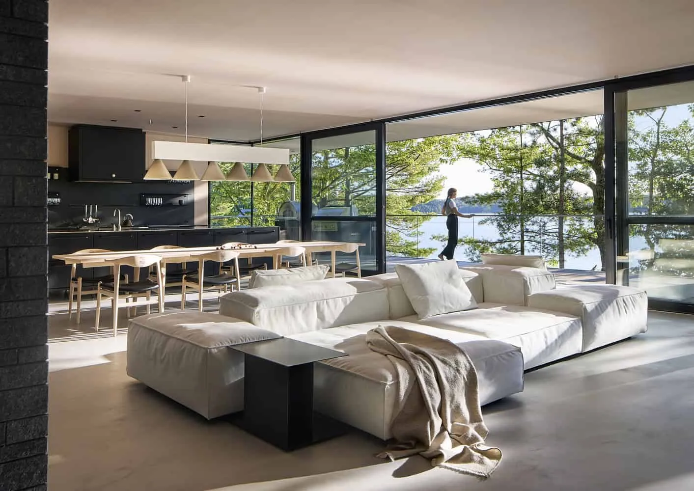 Open Living Room and Dining with Lake View of Sagamore North Cottage, Mask