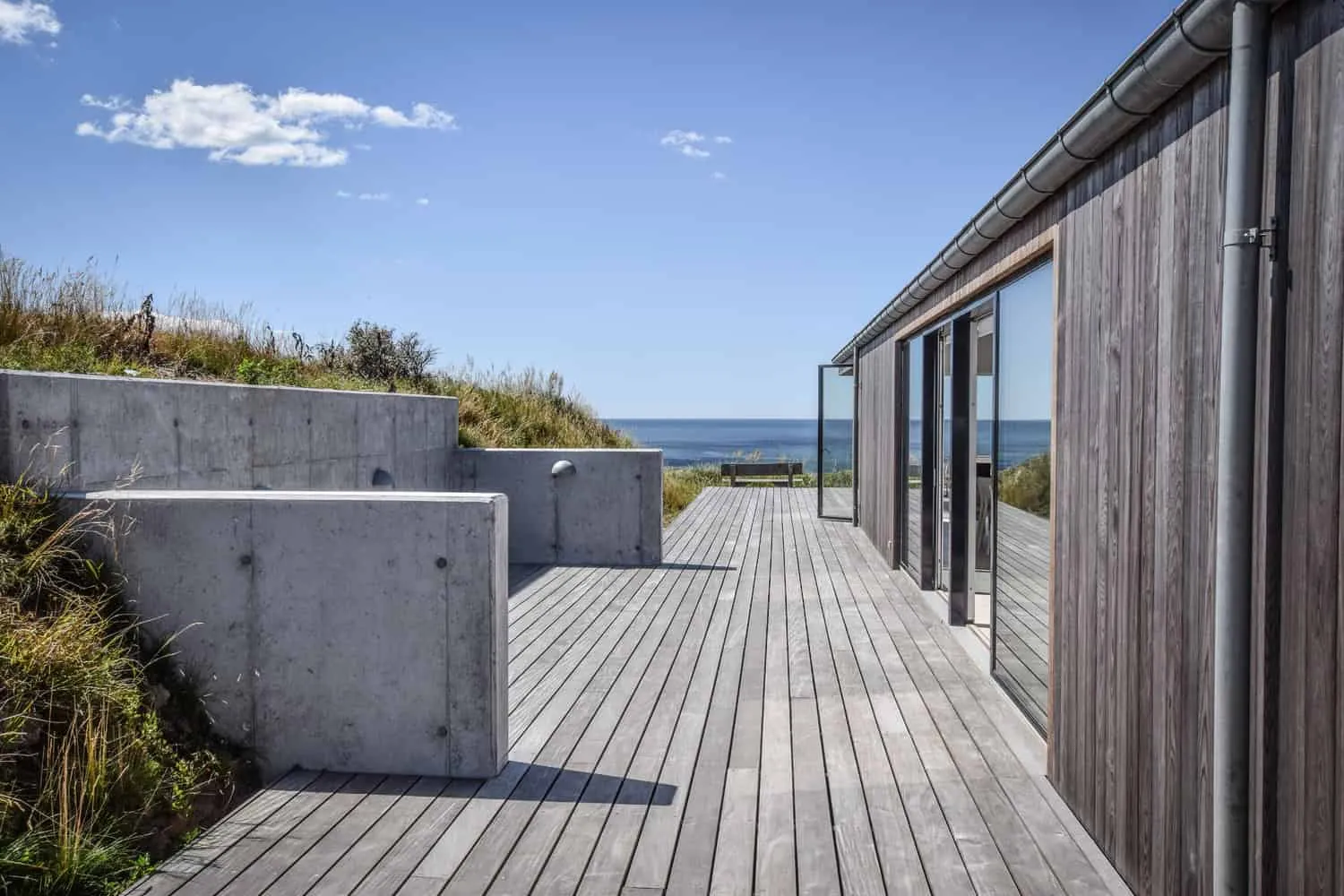 彼得疗养院——绿色屋顶与沙丘线对齐