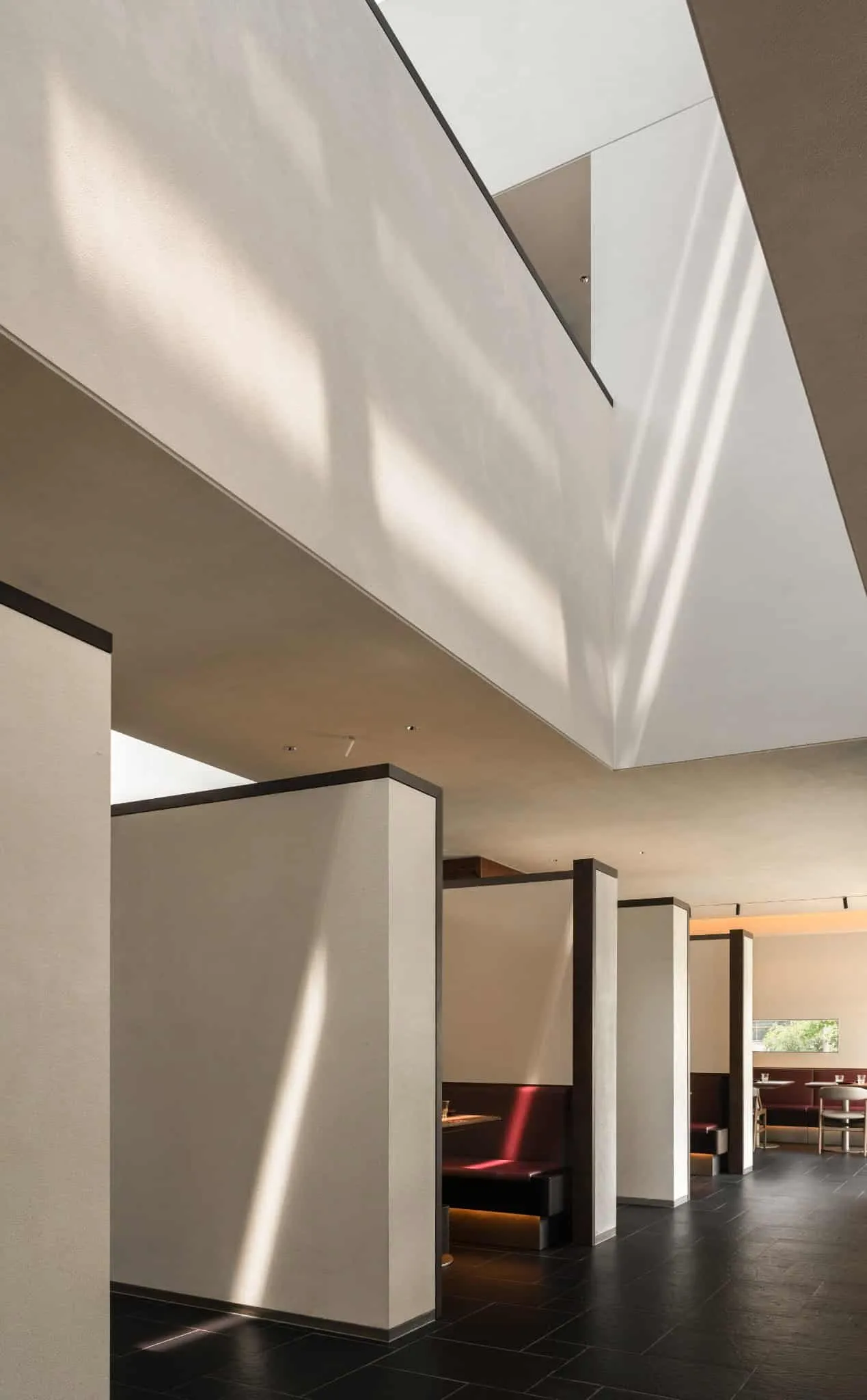 Yang Sin Lobster · Bai Jia Hu, by IN.X — dining hall partitions, Nanjing, China