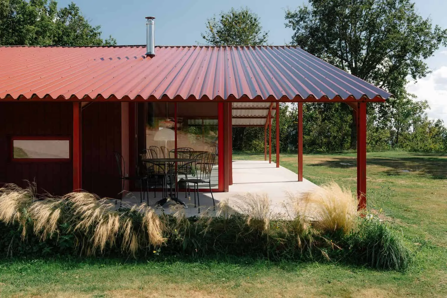 拉格兰热红屋，签尔德·拉森拍摄——多尔多涅省法国土壤一角