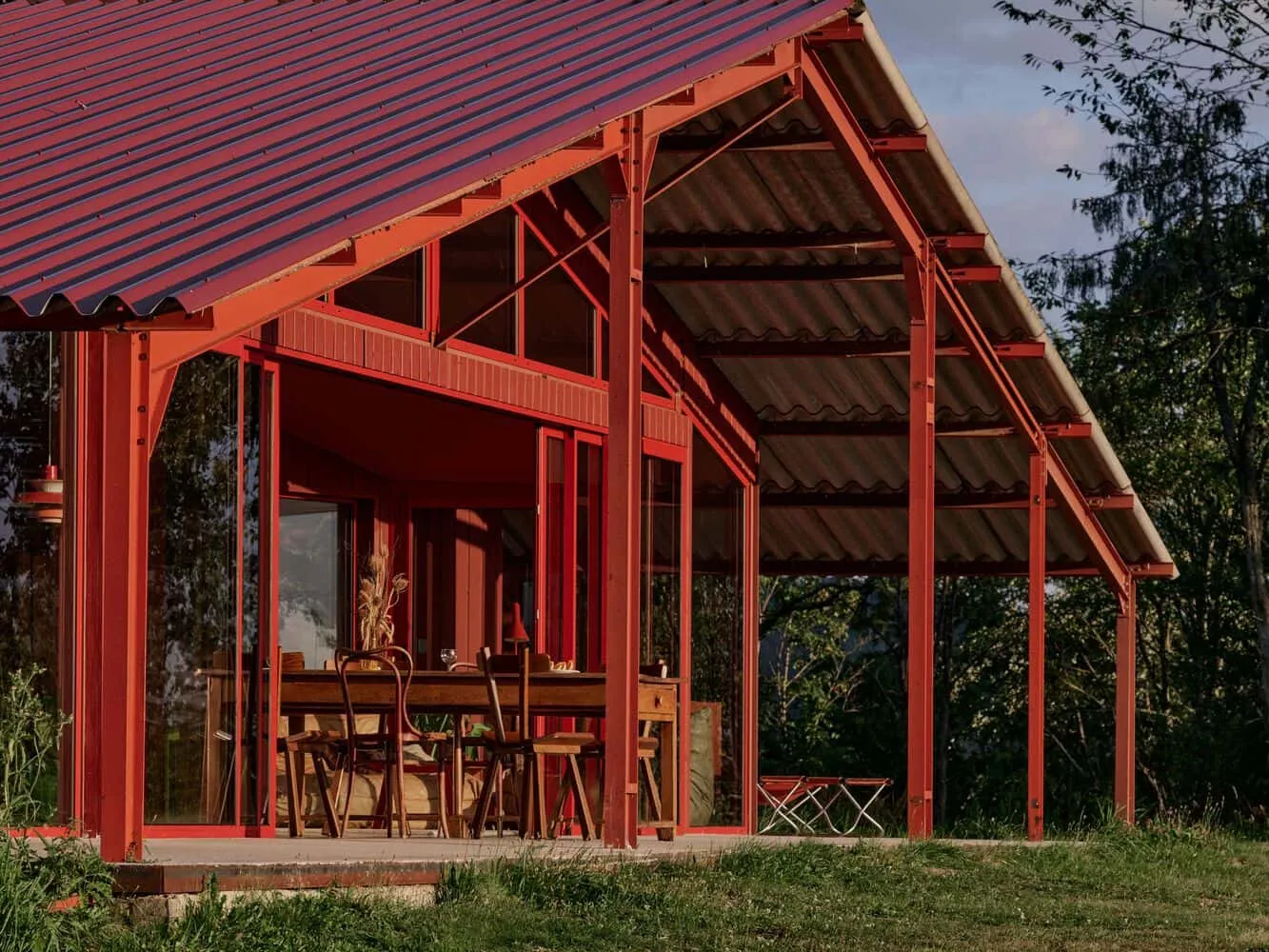 拉格兰热红屋，签尔德·拉森拍摄——多尔多涅省法国土壤一角