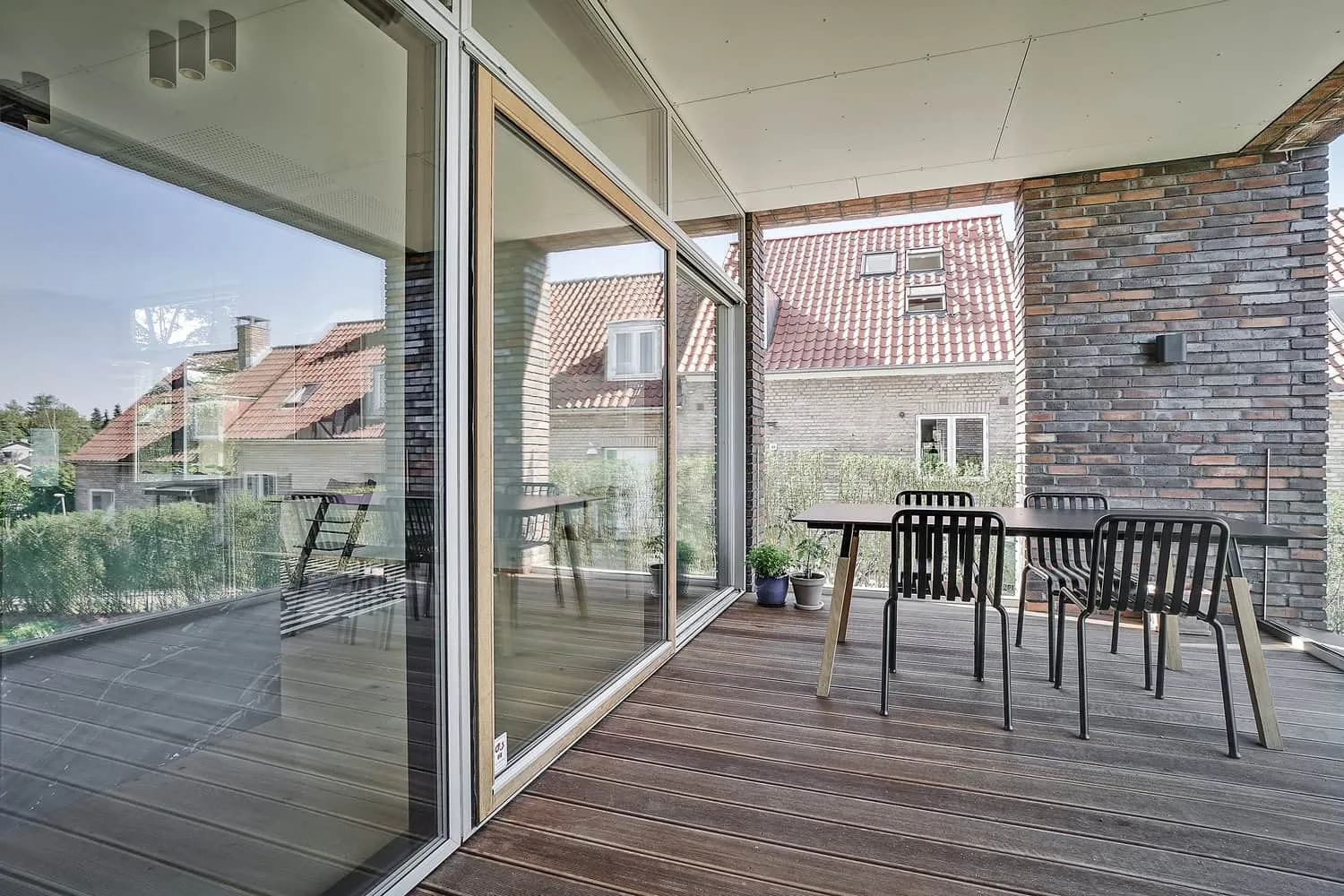 Everyday life unfolding on a protected terrace