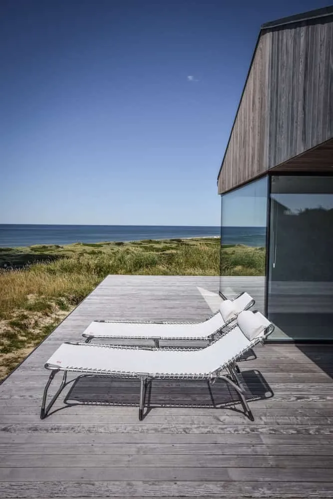 彼得疗养院——二战混凝土掩体改造为酒窖和木材储藏室