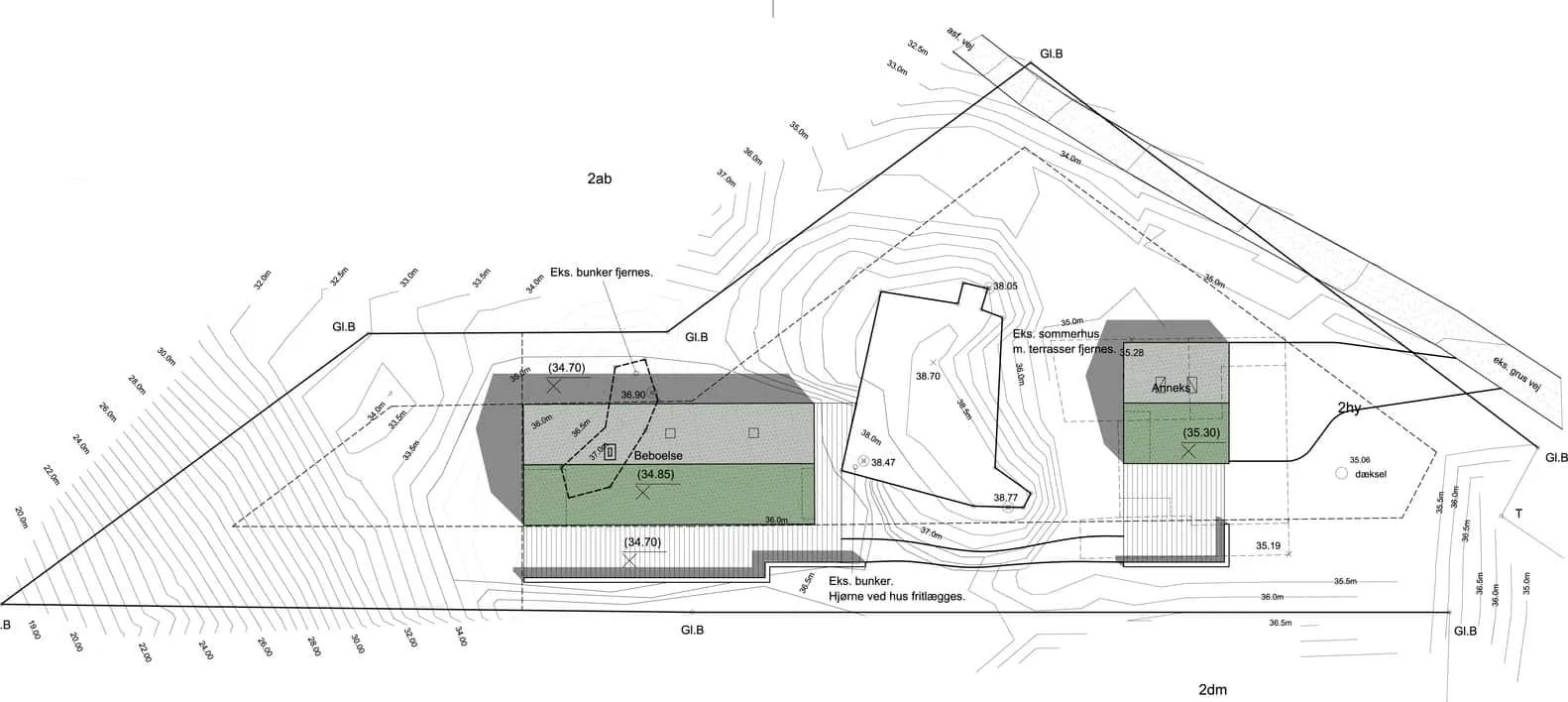 彼得疗养院建筑总平面图，显示房屋位于沿海沙丘中