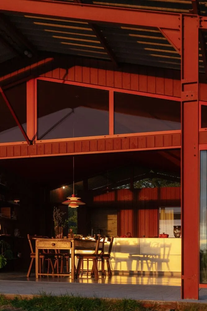 拉格兰热红屋，签尔德·拉森拍摄——多尔多涅省法国土壤一角