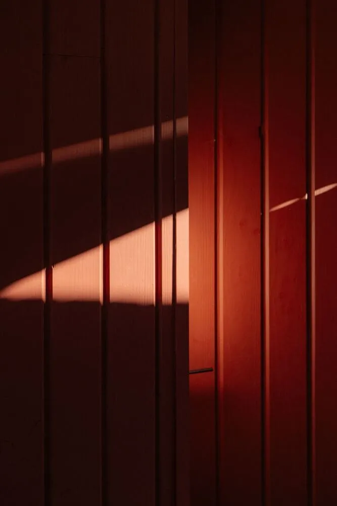 拉格兰热红屋，签尔德·拉森拍摄——多尔多涅省法国土壤一角