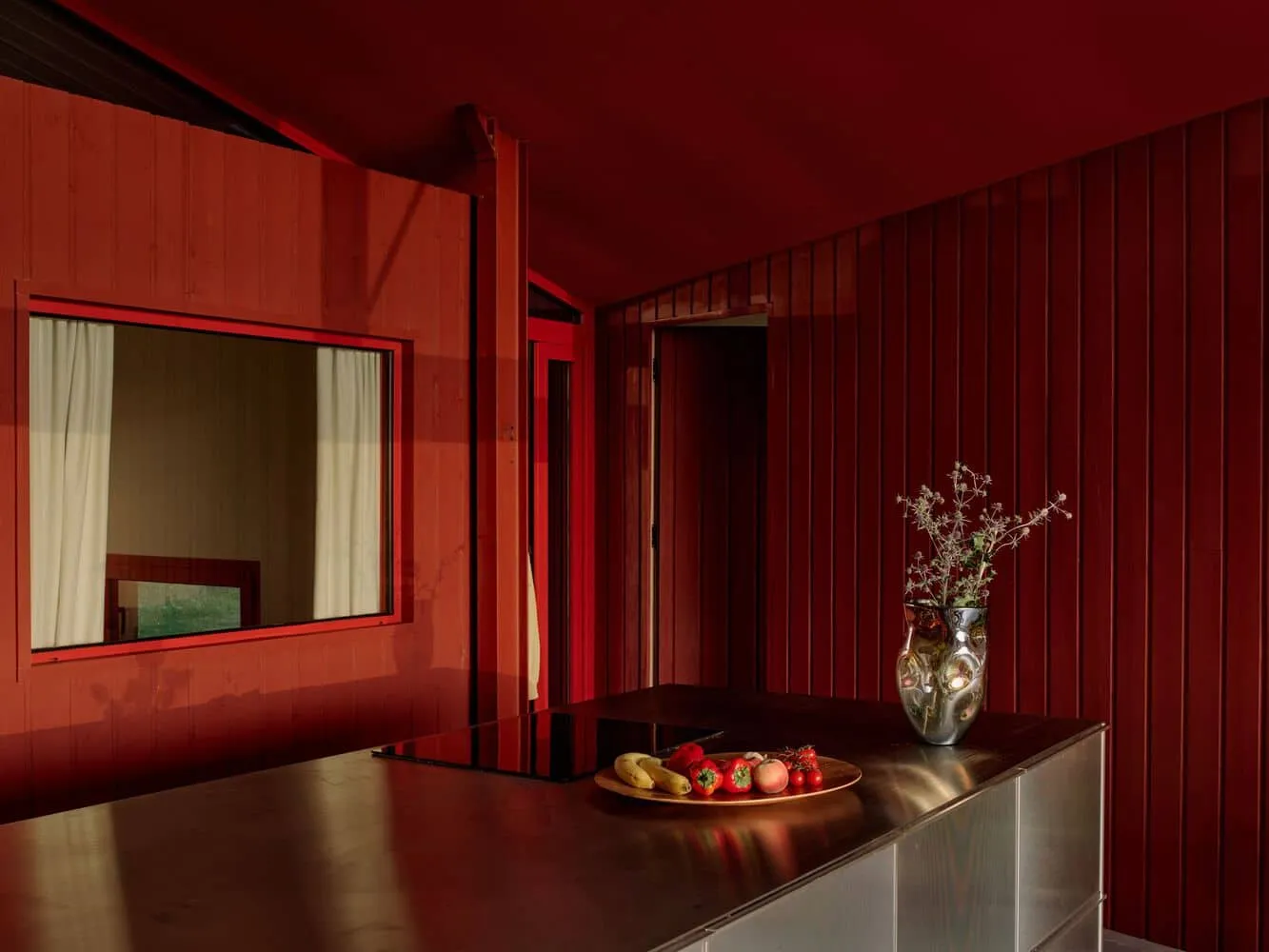 拉格兰热红屋，签尔德·拉森拍摄——多尔多涅省法国土壤一角