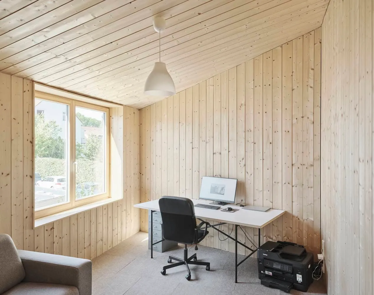 Home Office im Dunes House von HGA Henning Grahn Architektur Dunes House von HGA Henning Grahn Architektur – Innenraum des Home Offices in Mainz, Deutschland
