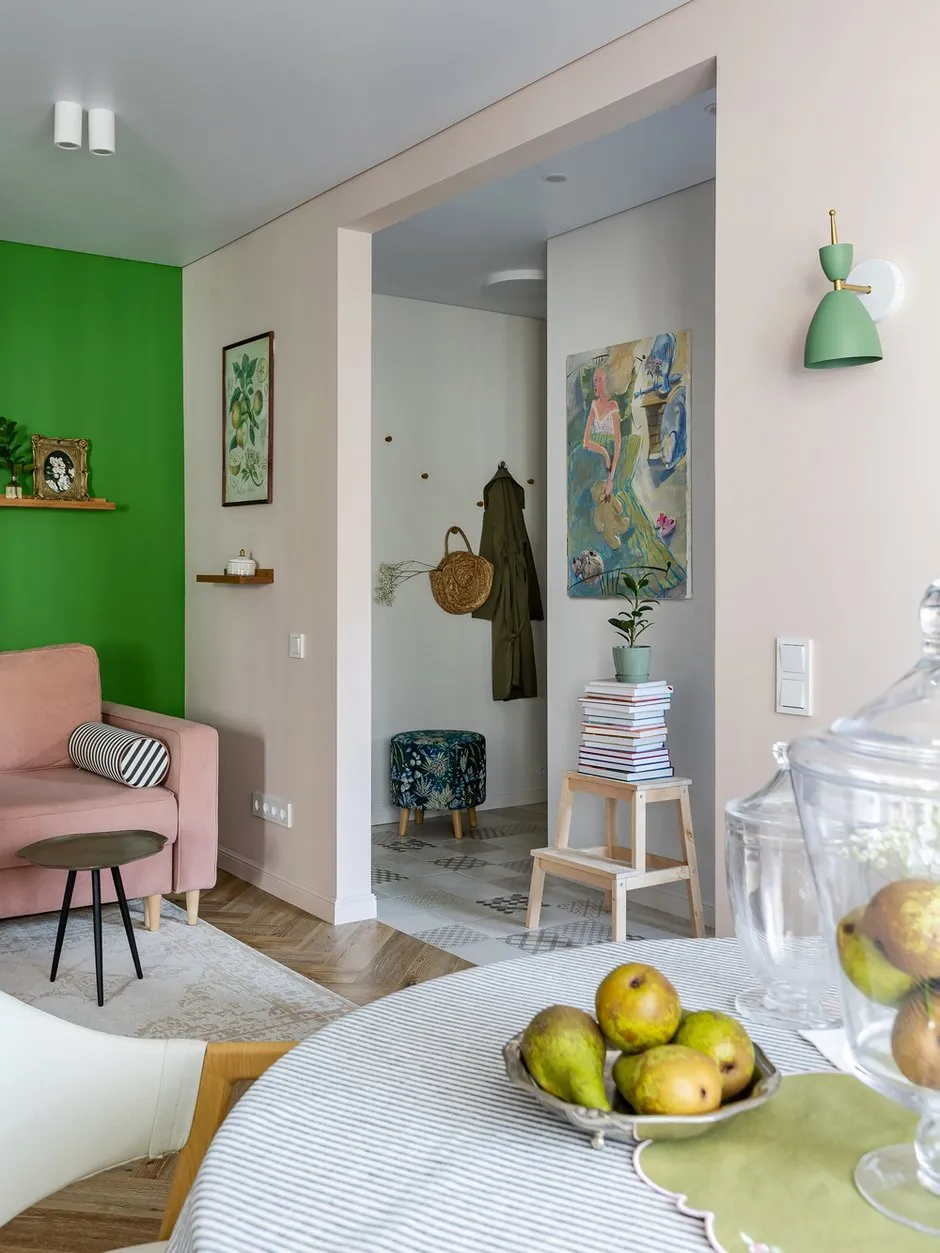 Zdjęcie: Salon w stylu nowoczesnym, eklektycznym, vintage, małe mieszkanie, mieszkanie, projekt dnia, Białoruś, Mińsk, blok Chruszczowka, dom z cegły, 2 pokoje, 40-60 metrów kwadratowych, Elwira Misjuro – zdjęcie na INMYROOM