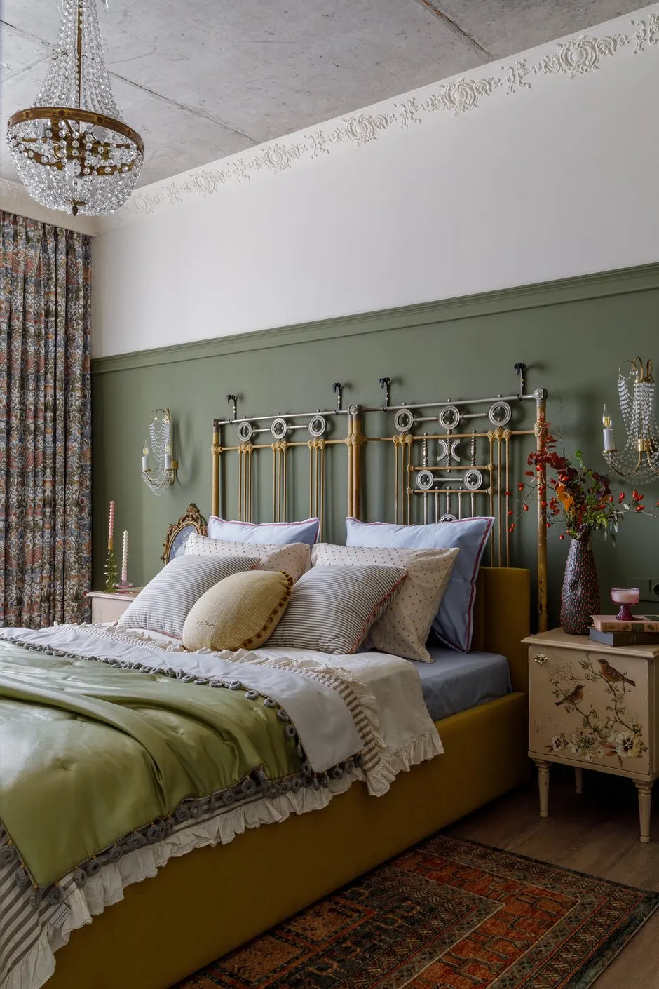 Foto: Schlafzimmer im Eclectic-Stil, Vintage, Kleine Wohnung, Wohnung, Projekt des Tages, Krasnodar, 1 Zimmer, bis zu 40 Quadratmeter, Massivziegelbauweise, Natalia Tschopenko – Foto auf INMYROOM