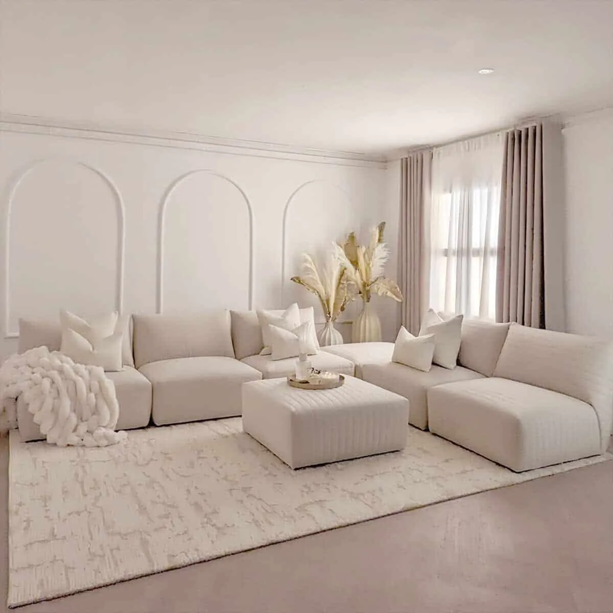 Tips on Choosing the Perfect Modular Sofa for Your Living Room Layout
