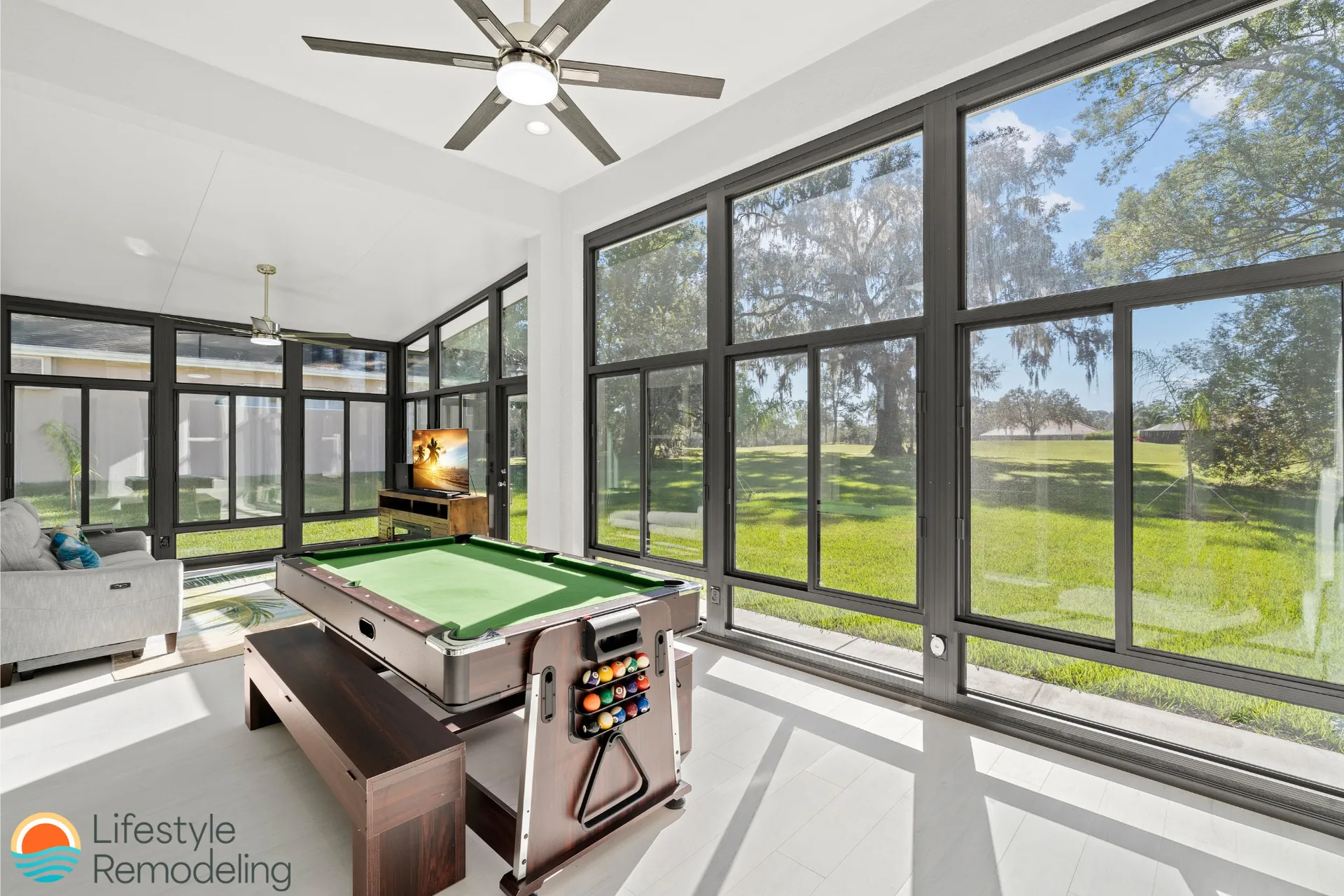 Die Lebensweise an der Golfküste verändern: Warum sich Hausbesitzer in Sarasota für moderne Sonnenräume entscheiden Die Lebensweise an der Golfküste verändern: Warum sich Hausbesitzer in Sarasota für moderne Sonnenräume entscheiden