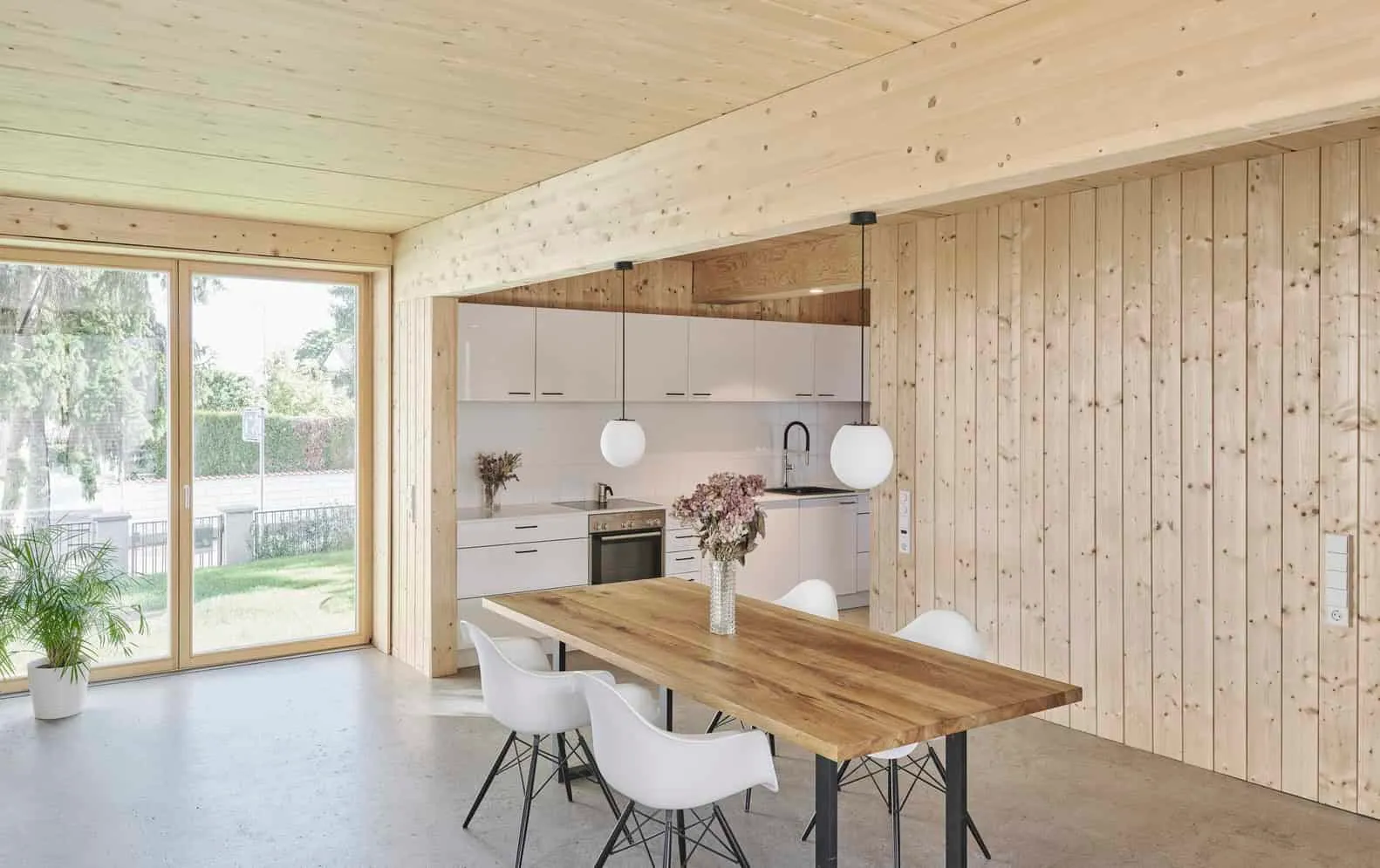 Esszimmer und Küche im Dunes House von HGA Henning Grahn Architektur Dunes House von HGA Henning Grahn Architektur – Esszimmer und Küche, Mainz, Deutschland