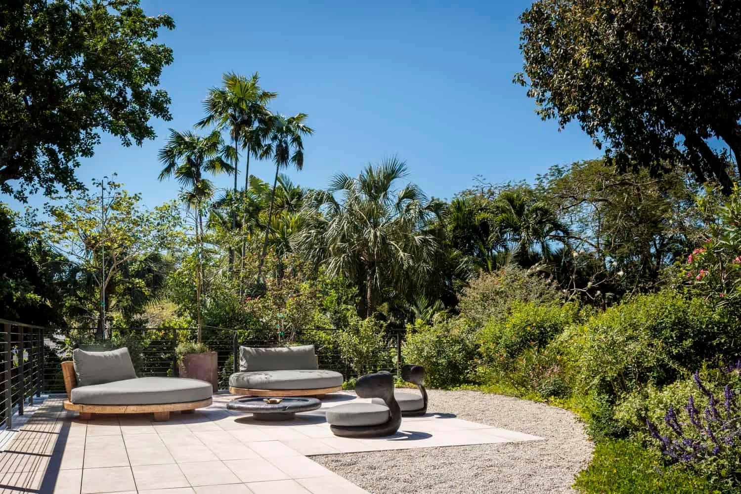 KIAORA Outdoor Lounge Terrace by STRANG KIAORA by STRANG Outdoor-Lounge-Terrasse Miami Florida