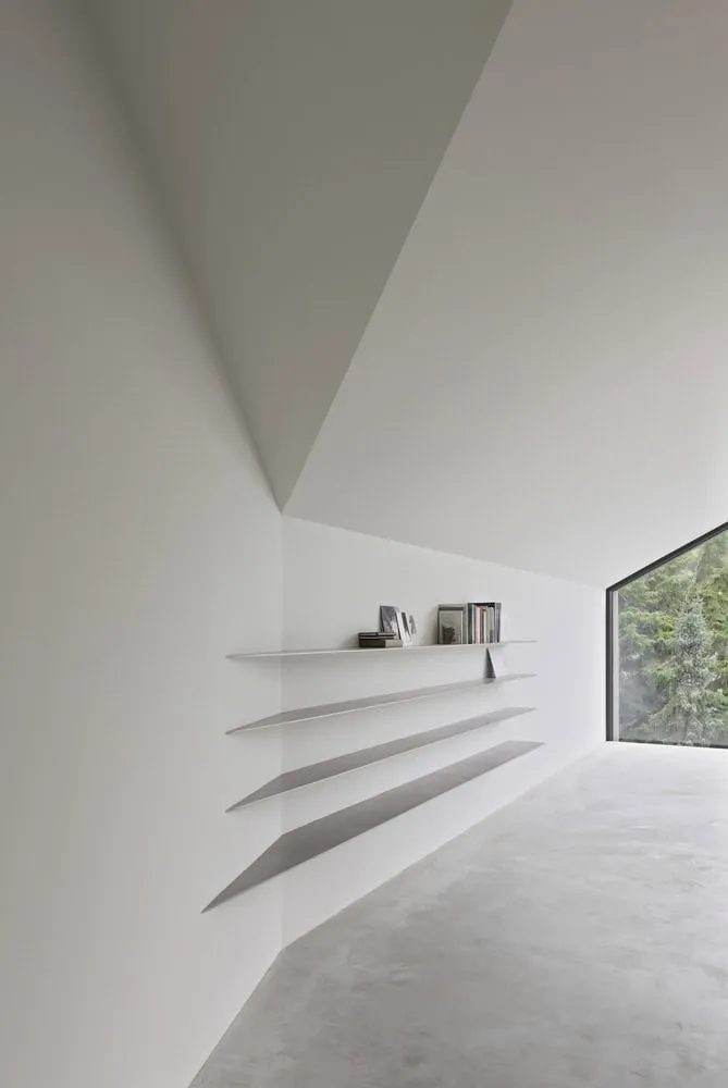 Re-folded House Minimal Shelves Corner by McLeod Bovell Modern Houses Re-folded House by McLeod Bovell Modern Houses, minimal shelves corner, Vancouver