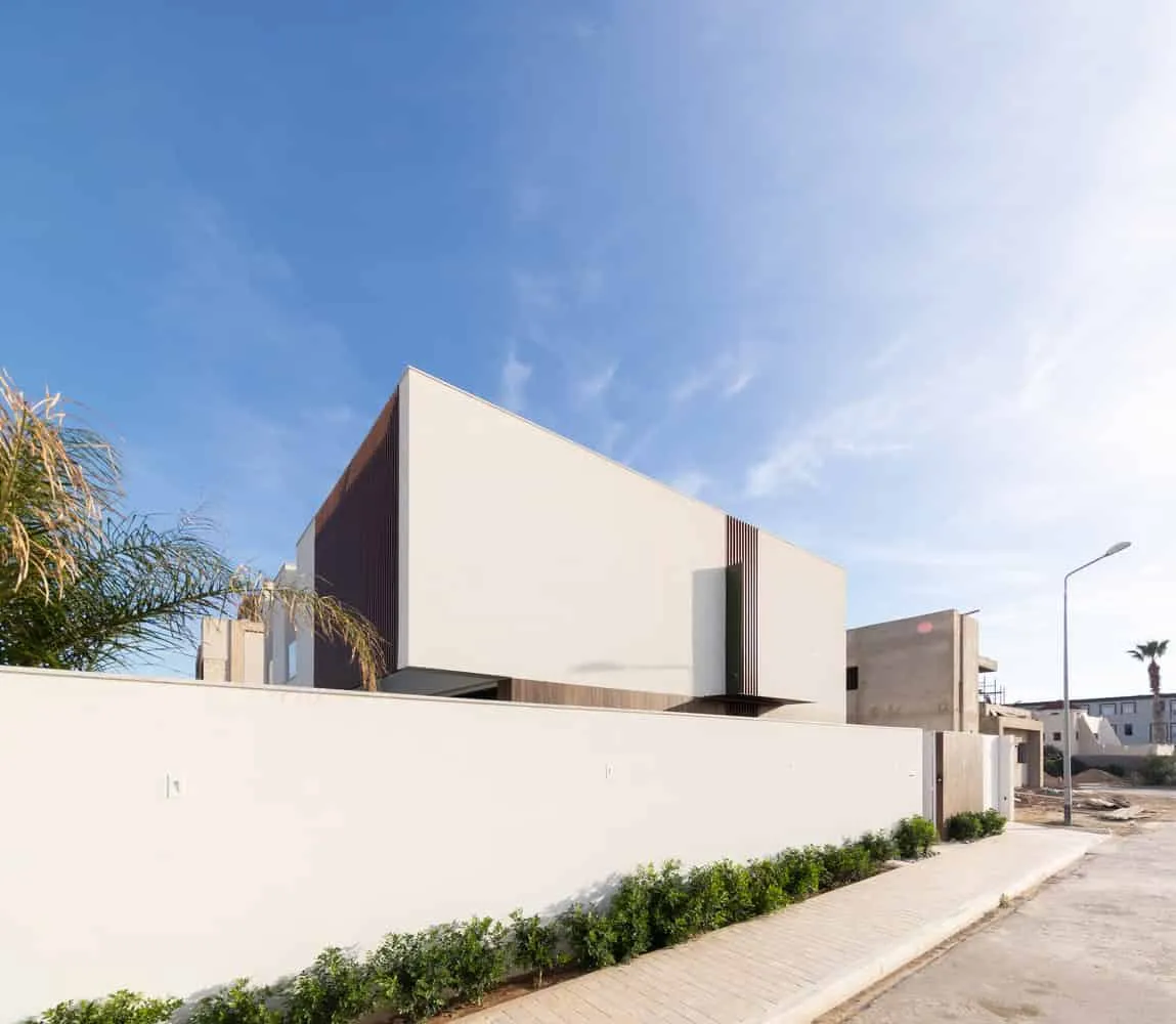 Seitliche Ansicht der Villa H von ARK-architecture Seitliche Ansicht der Villa H von ARK-architecture in Tunis, Tunesien