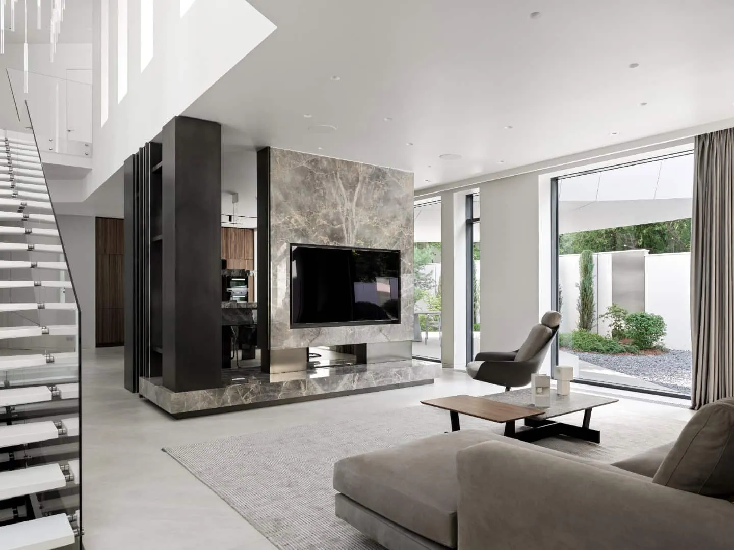 Soaring House / VFORM Studio / Russia