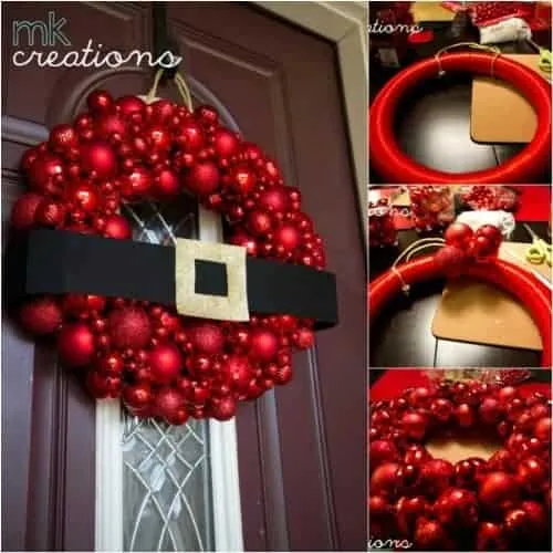 Weihnachtskranz mit Santa-Gürtel-Verzierung Roter Weihnachtskranz mit glänzenden Verzierungen im Santa-Gürtel-Design