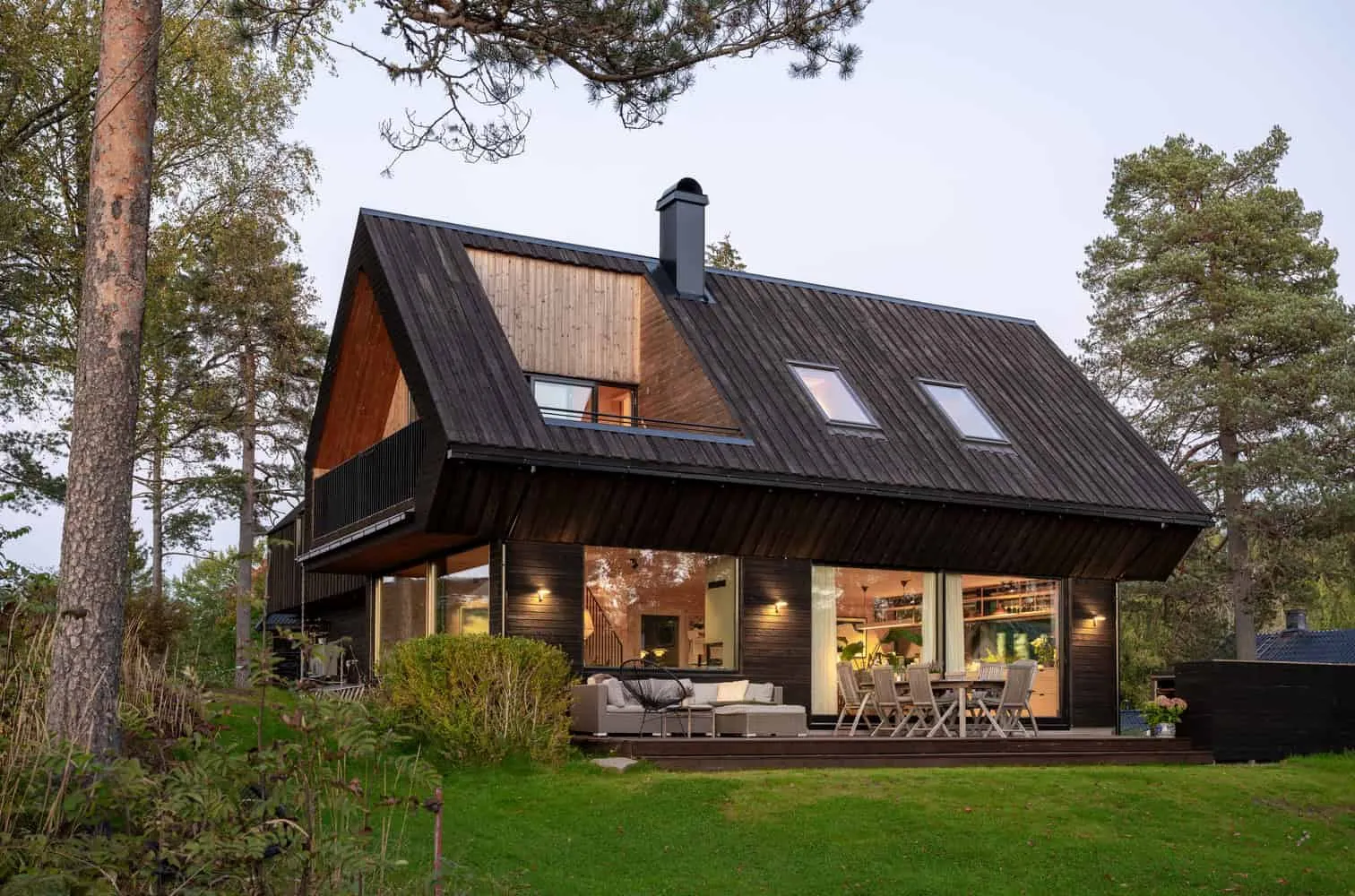 Solem Forest House Diagonal South Facade by MORFEUS arkitekter Solem Forest House by MORFEUS arkitekter, diagonal south facade, Norway