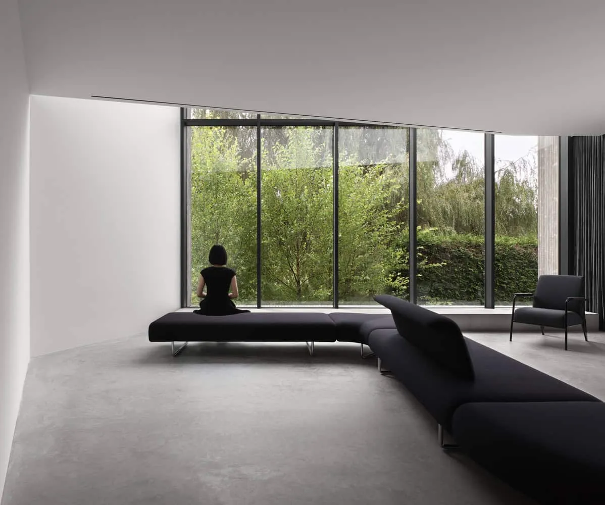 Re-folded House Living Room Panorama Seat by McLeod Bovell Modern Houses Re-folded House by McLeod Bovell Modern Houses, living room panorama seat, Vancouver