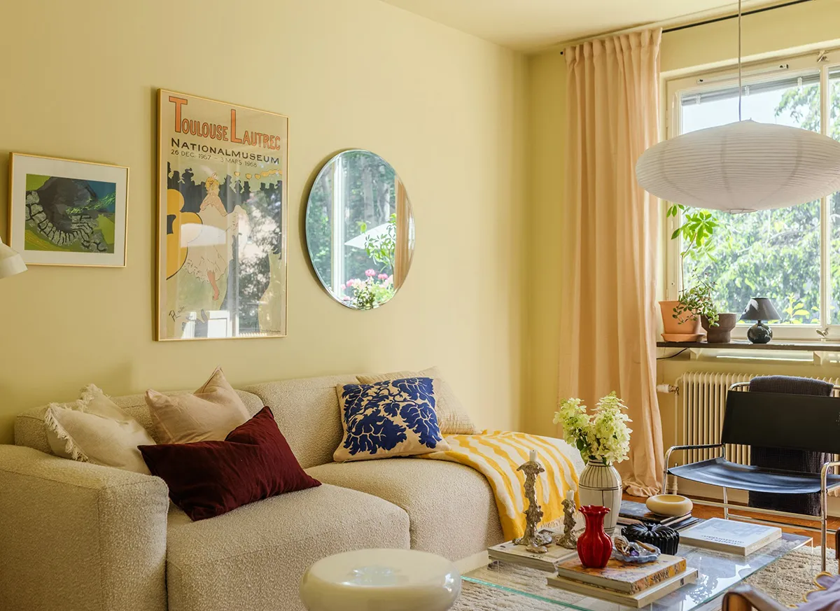 Tani apartament w kolorach piasku z widokiem na park w Szwecji (51 m²)