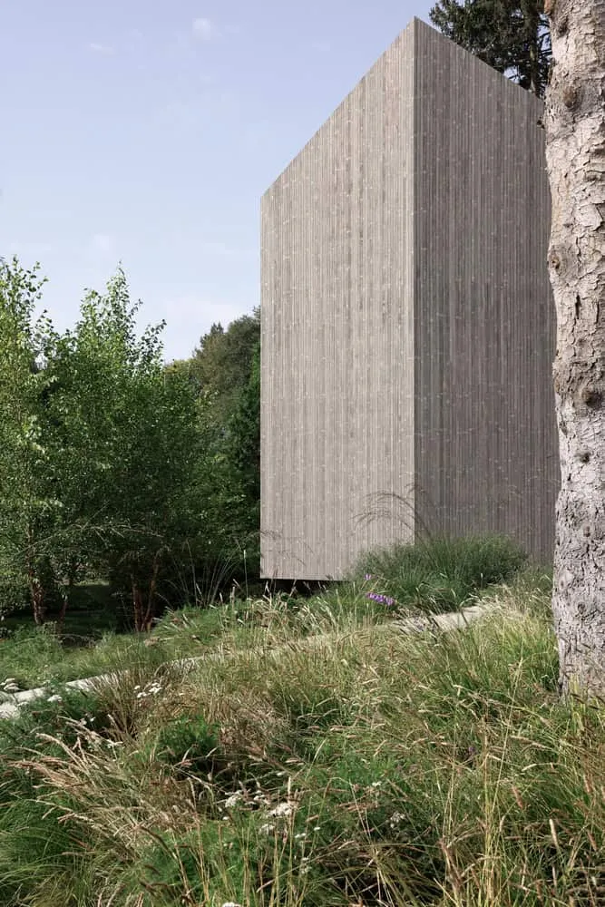 Re-folded House Wood Volume Landscape by McLeod Bovell Modern Houses Re-folded House by McLeod Bovell Modern Houses, wood volume in landscape, Vancouver