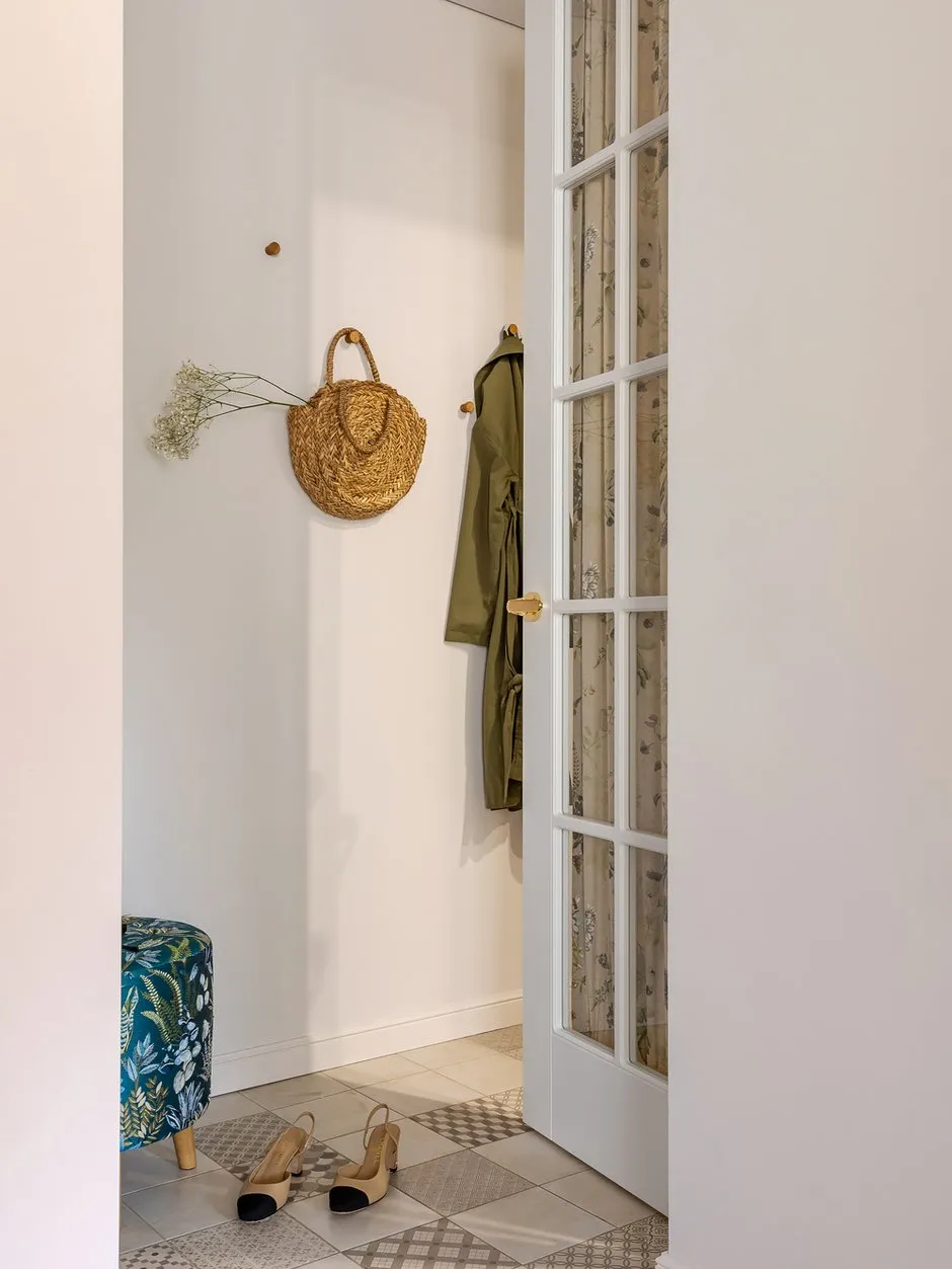 Zdjęcie: Przedpokój w stylu nowoczesnym, eklektycznym, vintage, małe mieszkanie, mieszkanie, projekt dnia, Białoruś, Mińsk, blok Chruszczowka, dom ceglany, 2 pokoje, 40-60 metrów kwadratowych, Elwira Misjuro – zdjęcie na INMYROOM