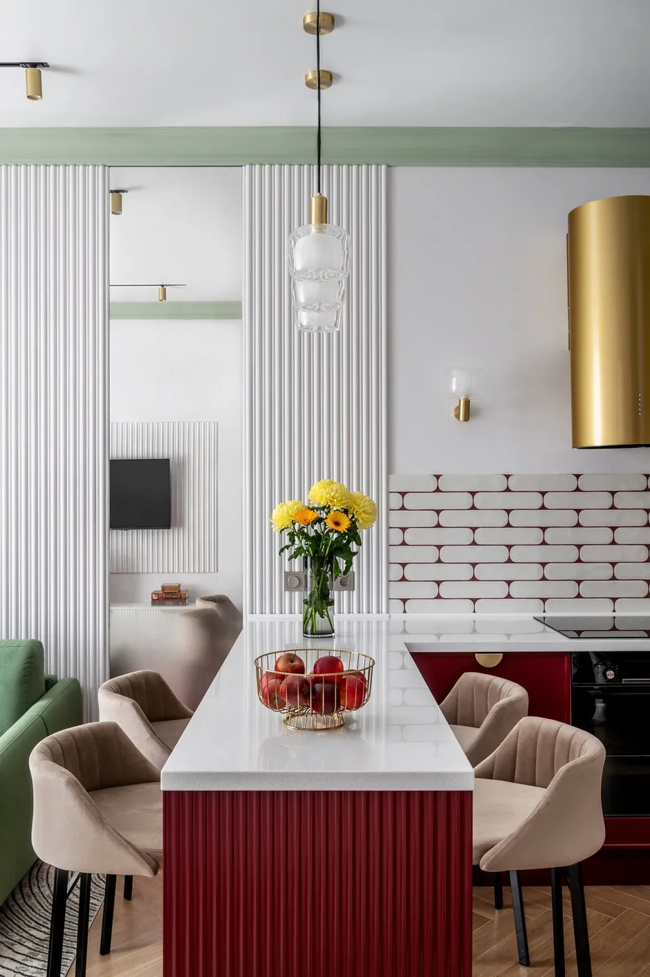 Foto: Küche und Esszimmer im Stil Modern, Minimalismus, Wohnung, Projekt des Tages, Moskau, 1 Zimmer, bis zu 40 Quadratmeter, Anastassia Wolodina – Foto auf INMYROOM