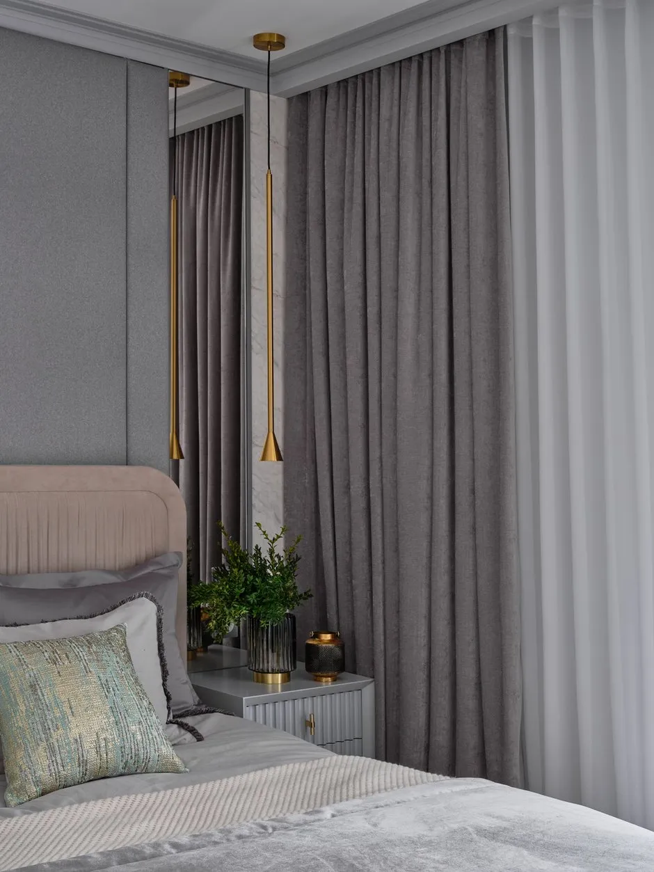 Foto: Schlafzimmer im Stil Modern, Minimalismus, Wohnung, Projekt des Tages, Moskau, 2 Zimmer, 60–90 Quadratmeter, Olga Mizrah, Lefortovo – Foto auf INMYROOM