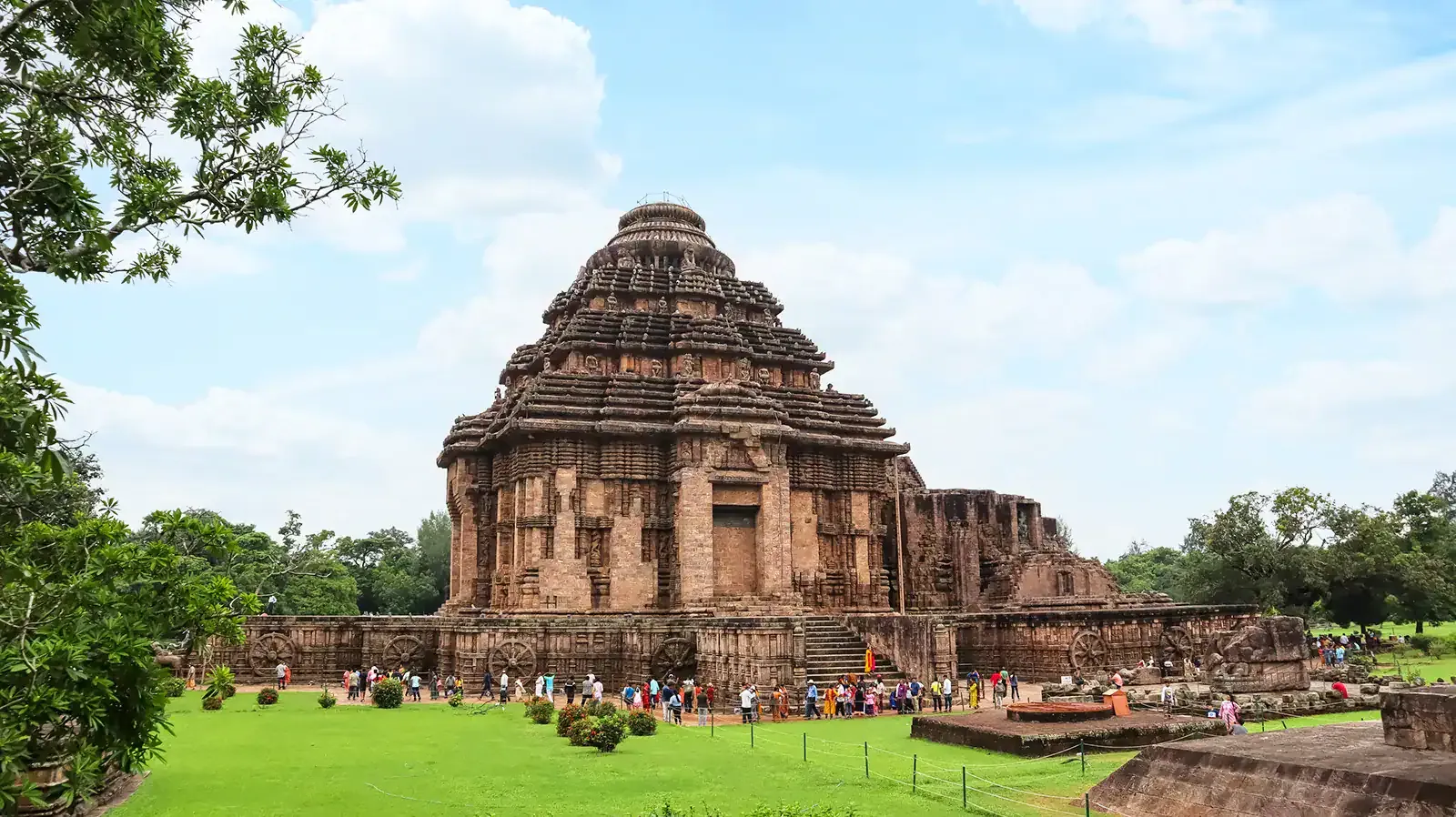 Konark Sun Temple – The Celestial Chariot of Stone The Konark Sun Temple in Odisha, India — stone chariot with carved wheels and horses, ornate relief sculpture